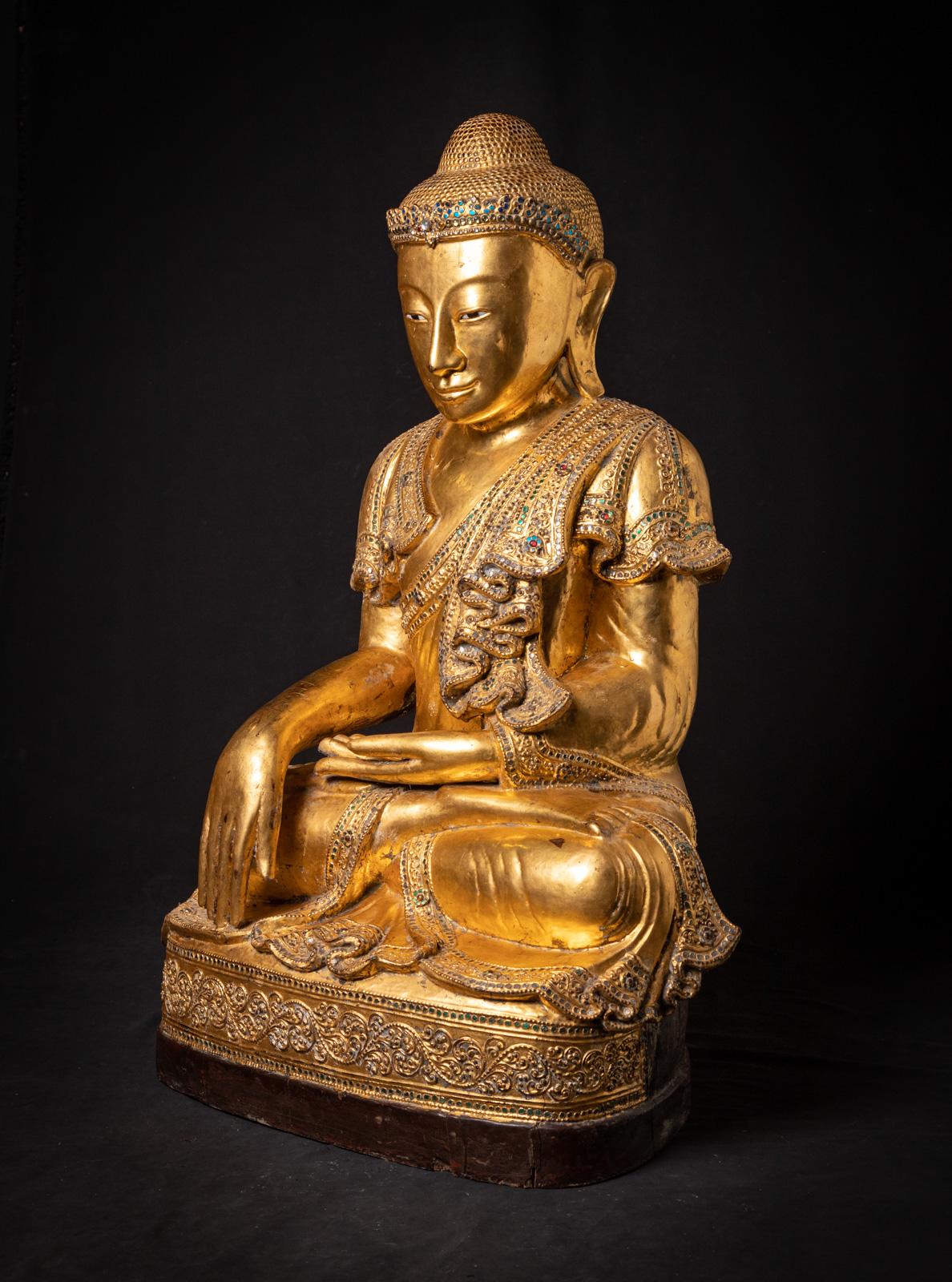 Wood Middle 20th century Large old Burmese Mandalay Buddha statue from Burma For Sale