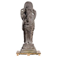 Grande statue de Ganesha en lavastone d'Indonésie datant du milieu du 20e siècle