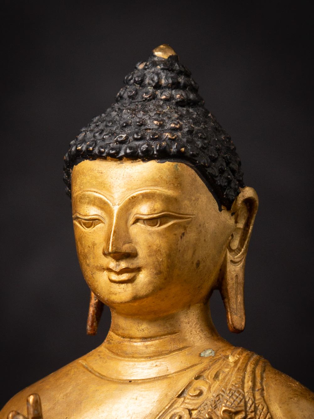Milieu du XXe siècle Statue de Bouddha en bronze ancien du Népal du Népal 2