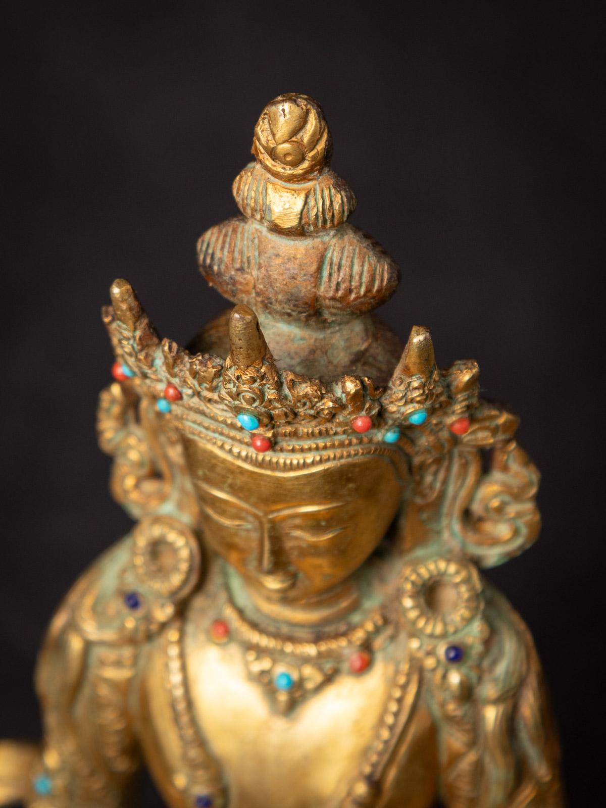 Middle 20th century Old bronze Nepali Aparmita Buddha from Nepal 4