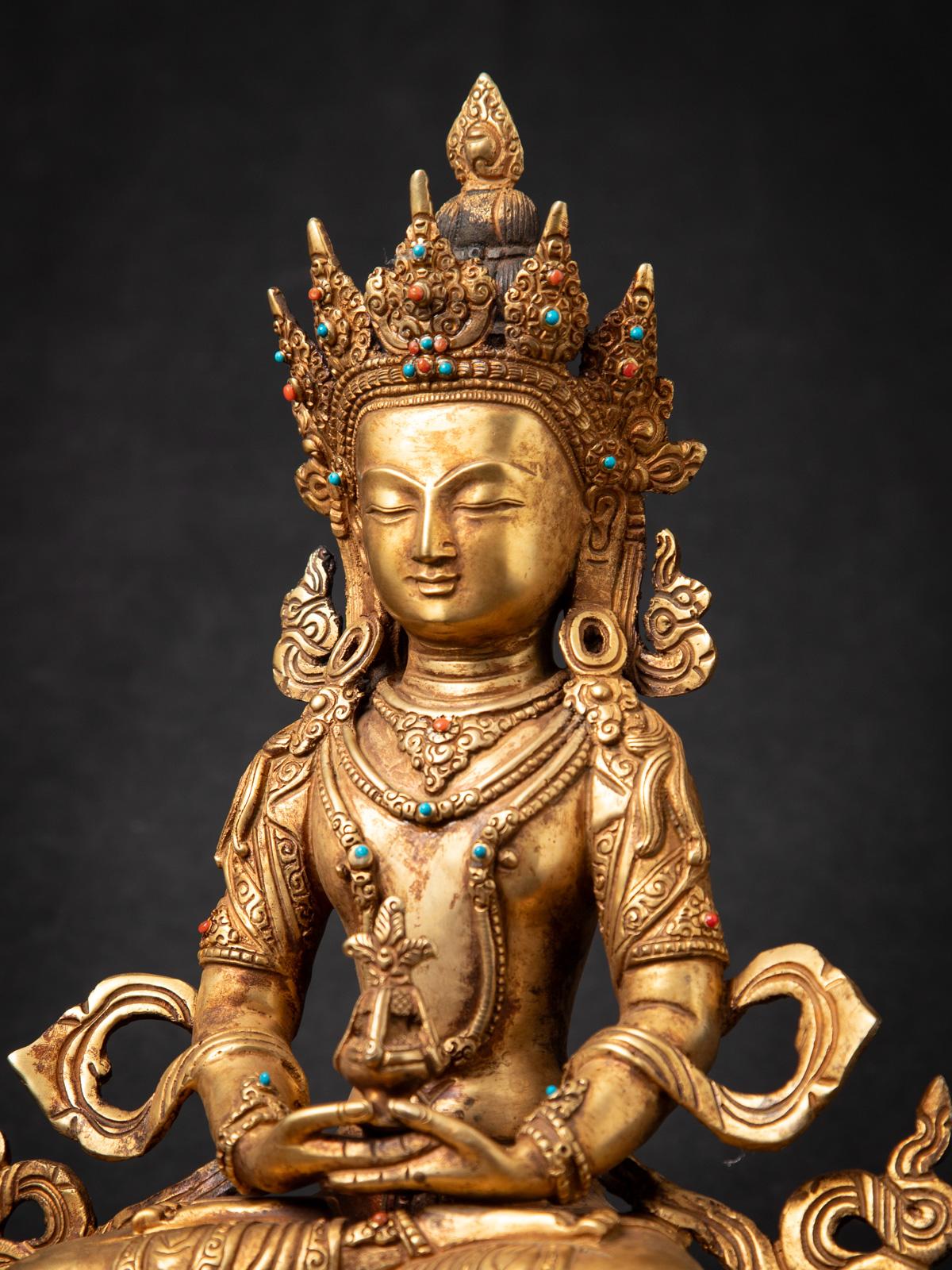 Mediados del siglo XX Antiguo Buda nepalí Aparmita de bronce en Dhyana mudra en venta 6