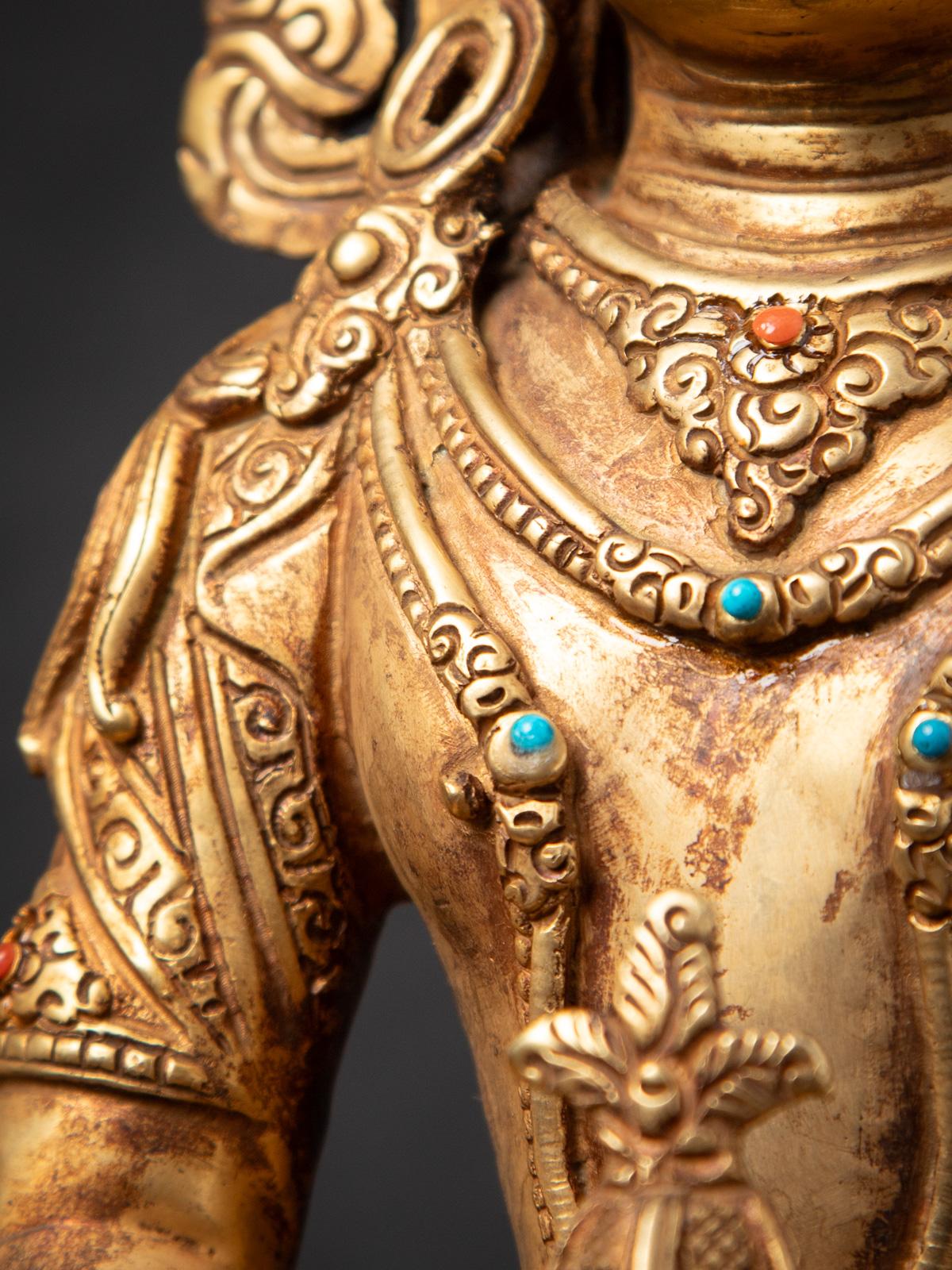 Mediados del siglo XX Antiguo Buda nepalí Aparmita de bronce en Dhyana mudra en venta 10