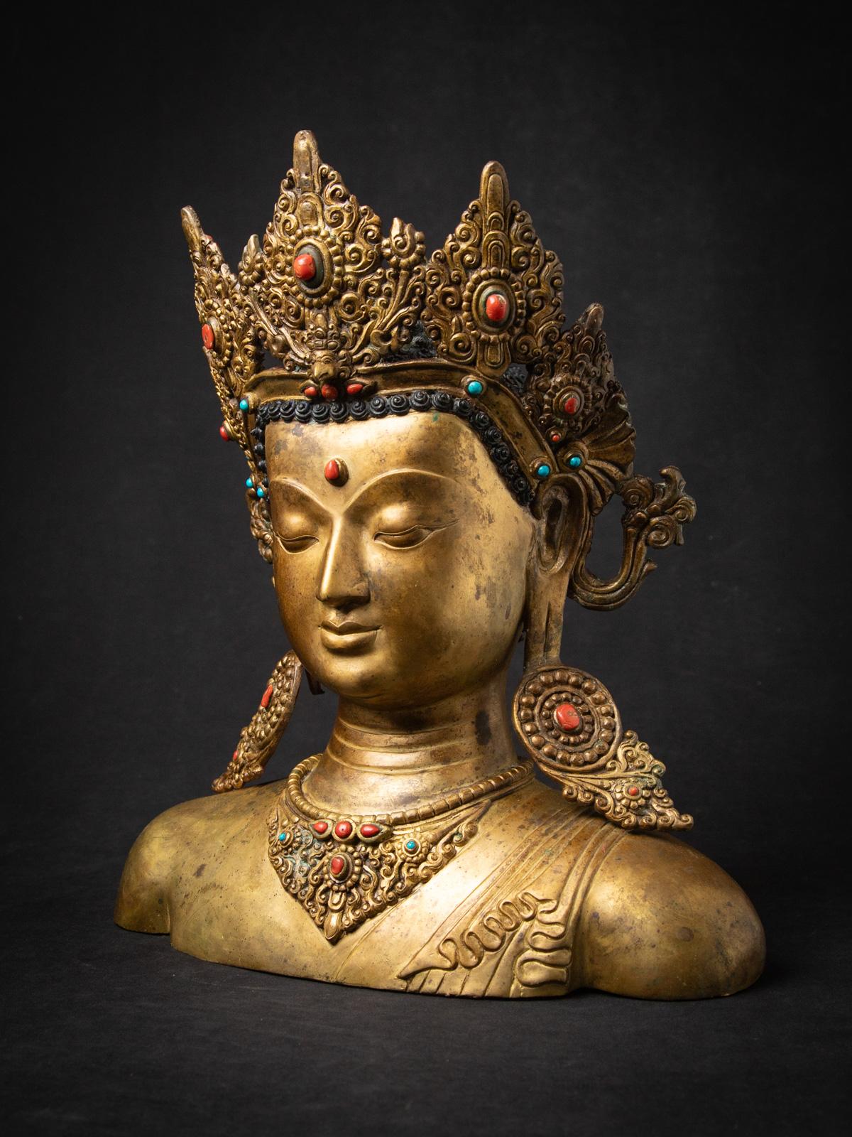 Bronze Middle 20th century Old bronze Nepali Buddha head from Nepal For Sale