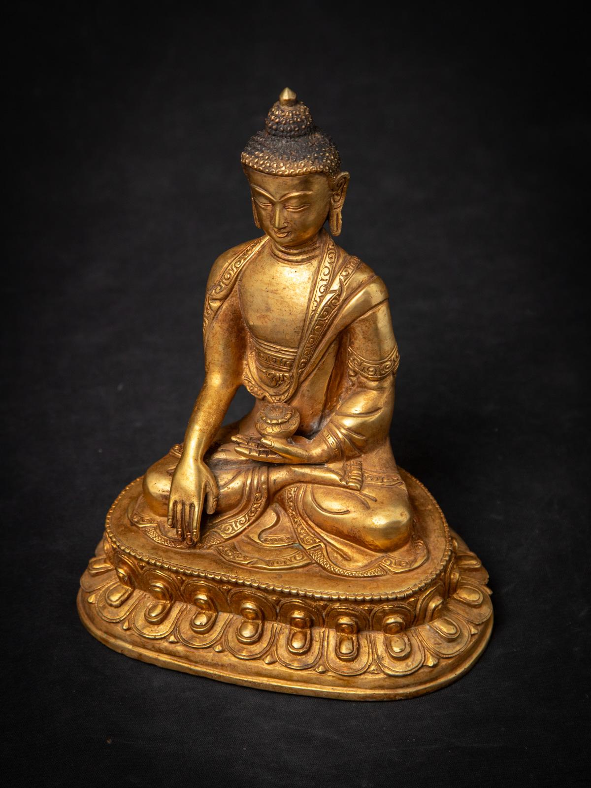Alte Nepal-Buddha-Statue aus Bronze aus Nepal aus dem mittleren 20. Jahrhundert (Birmanisch) im Angebot