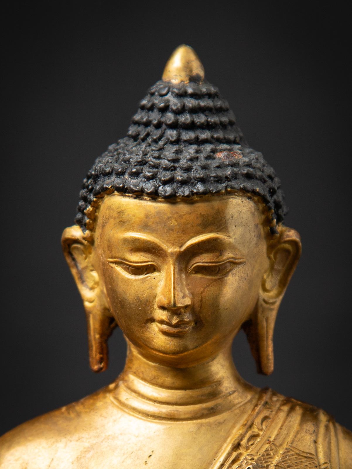 Alte Nepal-Buddha-Statue aus Bronze aus Nepal aus dem mittleren 20. Jahrhundert im Zustand „Gut“ im Angebot in DEVENTER, NL