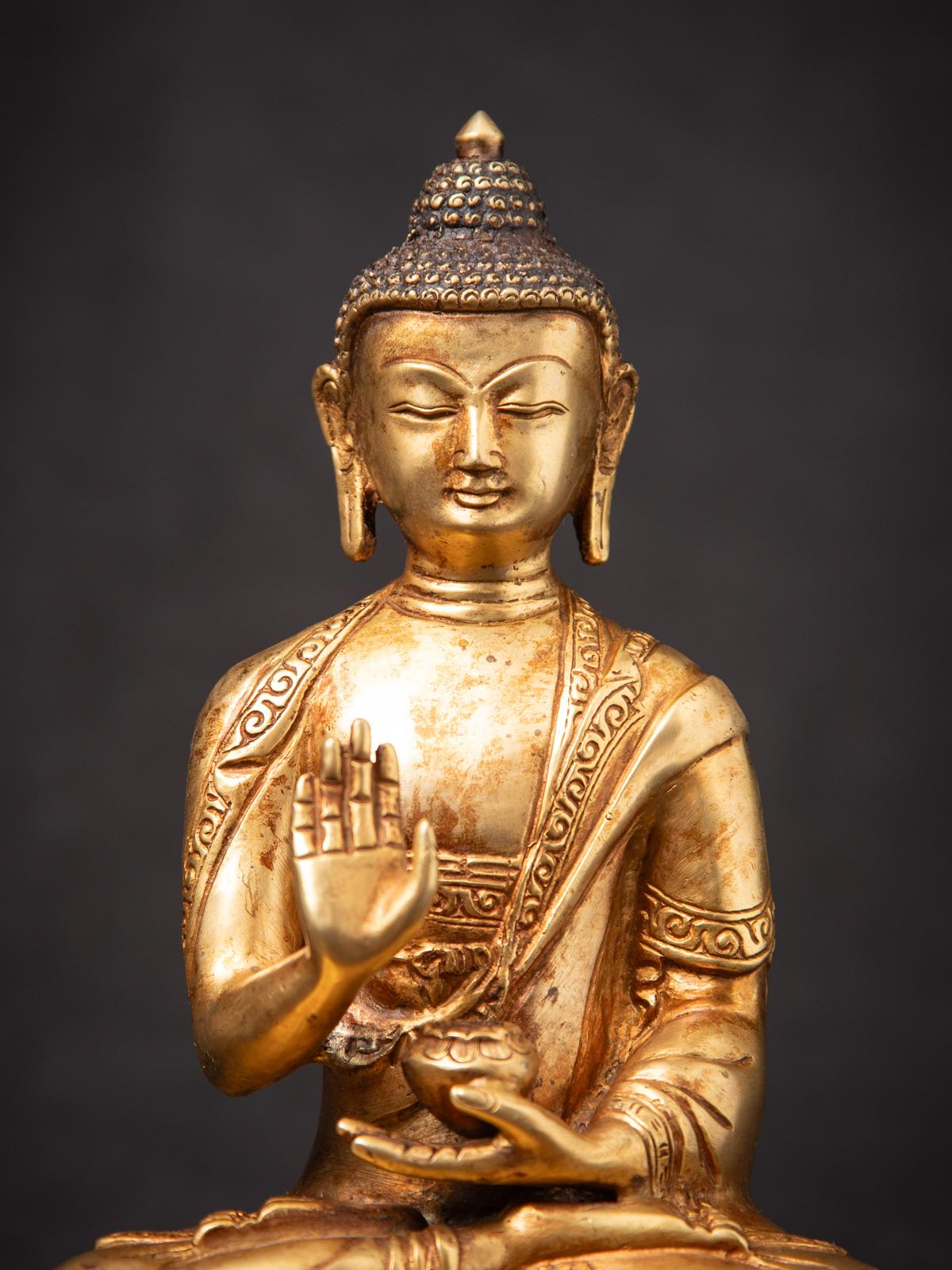 20th Century Middle 20th century Old bronze Nepali Buddha statue from Nepal For Sale
