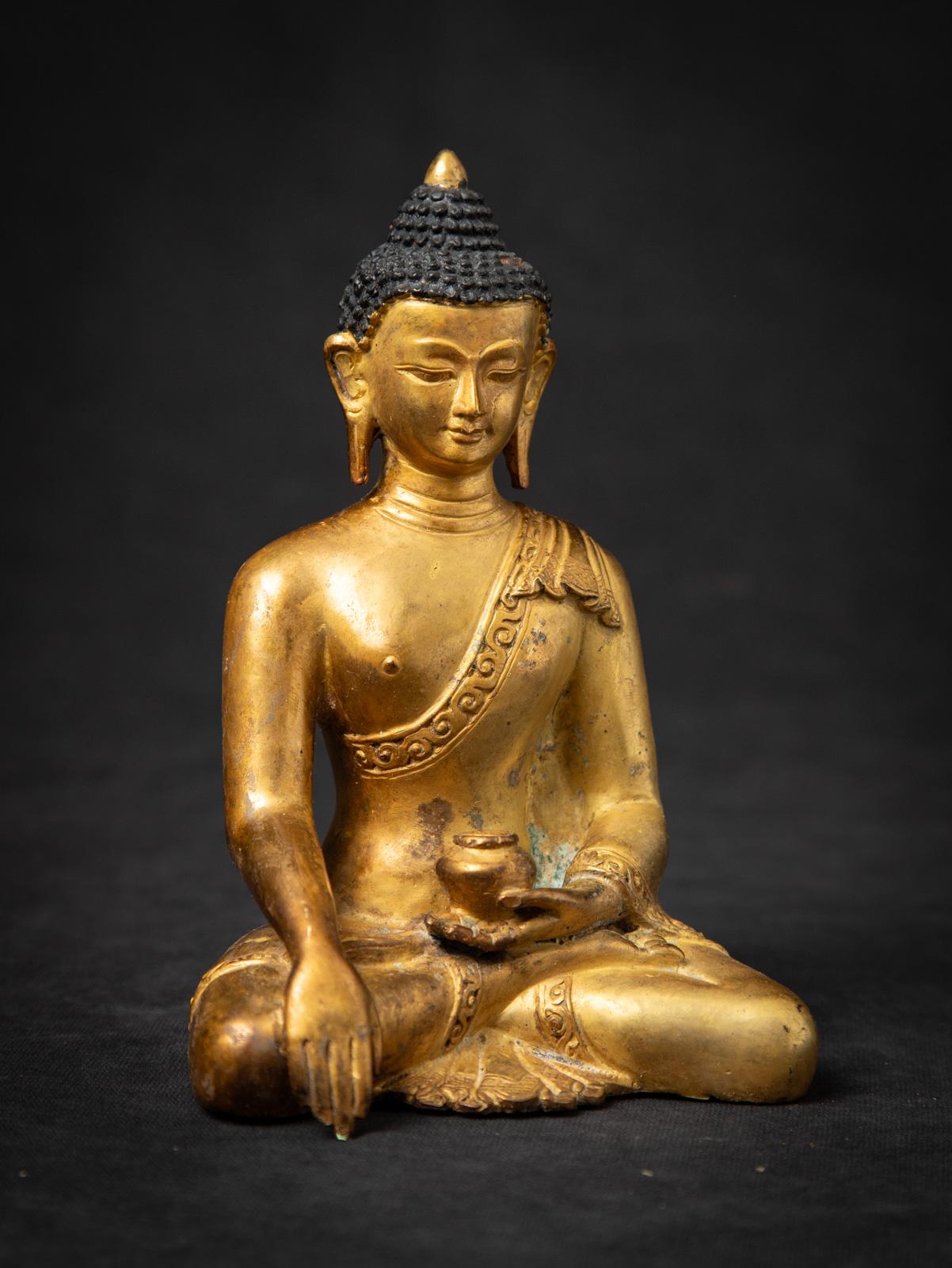 Alte Nepal-Buddha-Statue aus Bronze aus Nepal aus dem mittleren 20. Jahrhundert im Angebot 2