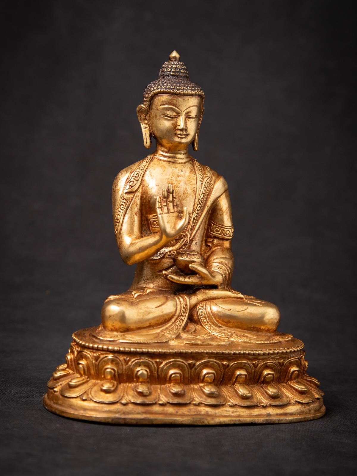 Middle 20th century Old bronze Nepali Buddha statue from Nepal For Sale 1