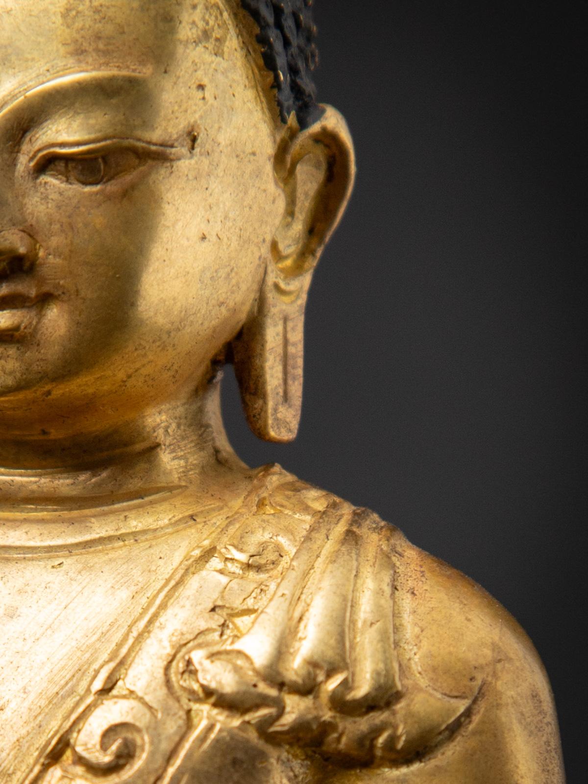 Middle 20th century Old bronze Nepali Buddha statue in Abhaya mudra 11