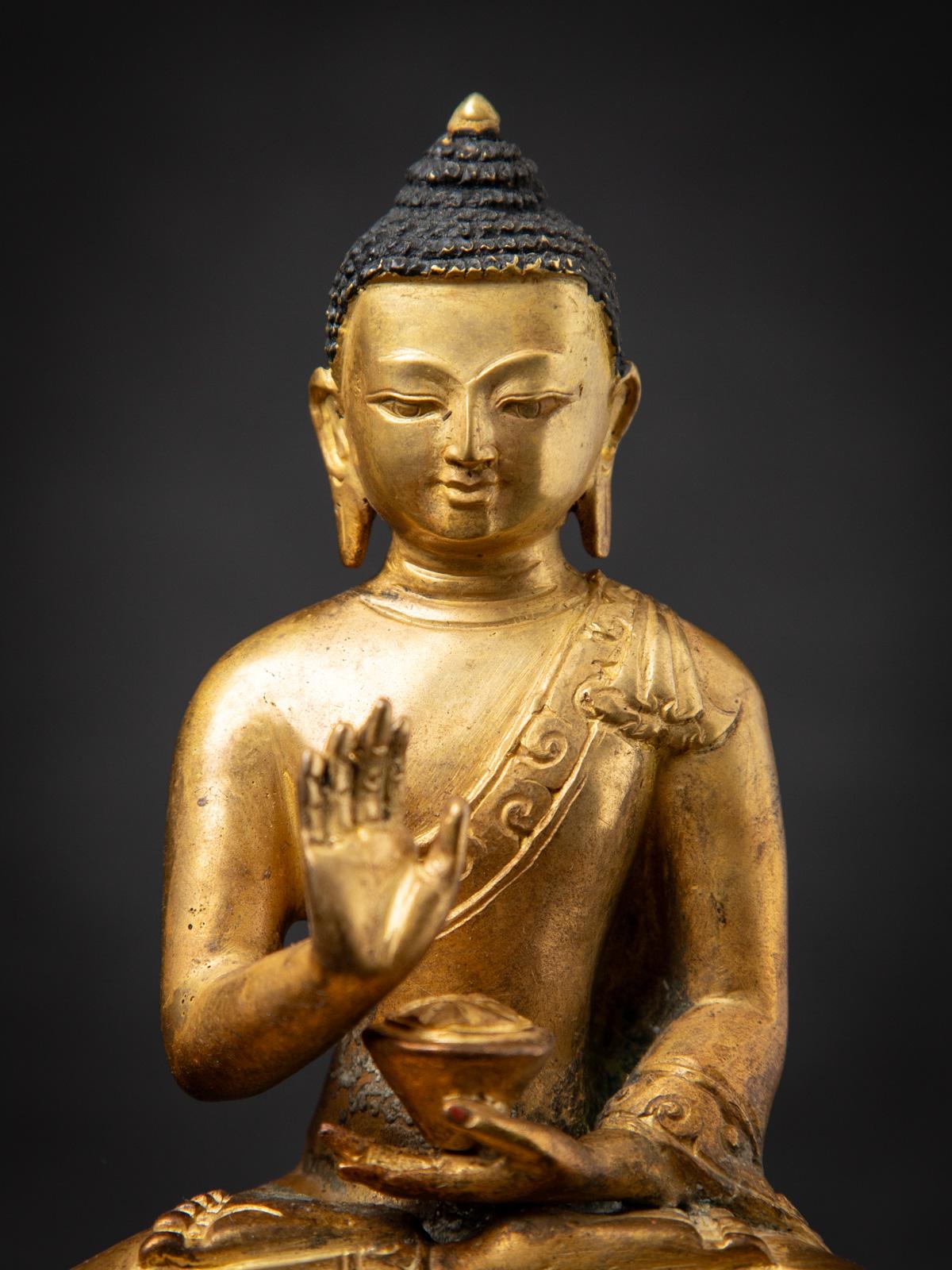 Middle 20th century Old bronze Nepali Buddha statue in Abhaya mudra 3