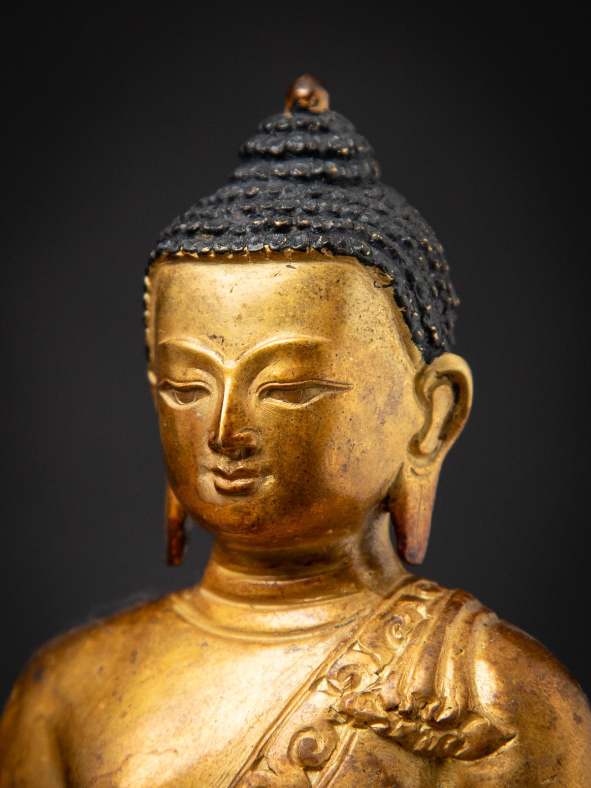 Mediados del siglo XX Antigua estatua de Buda nepalí de bronce en Dhyana mudra en venta 10
