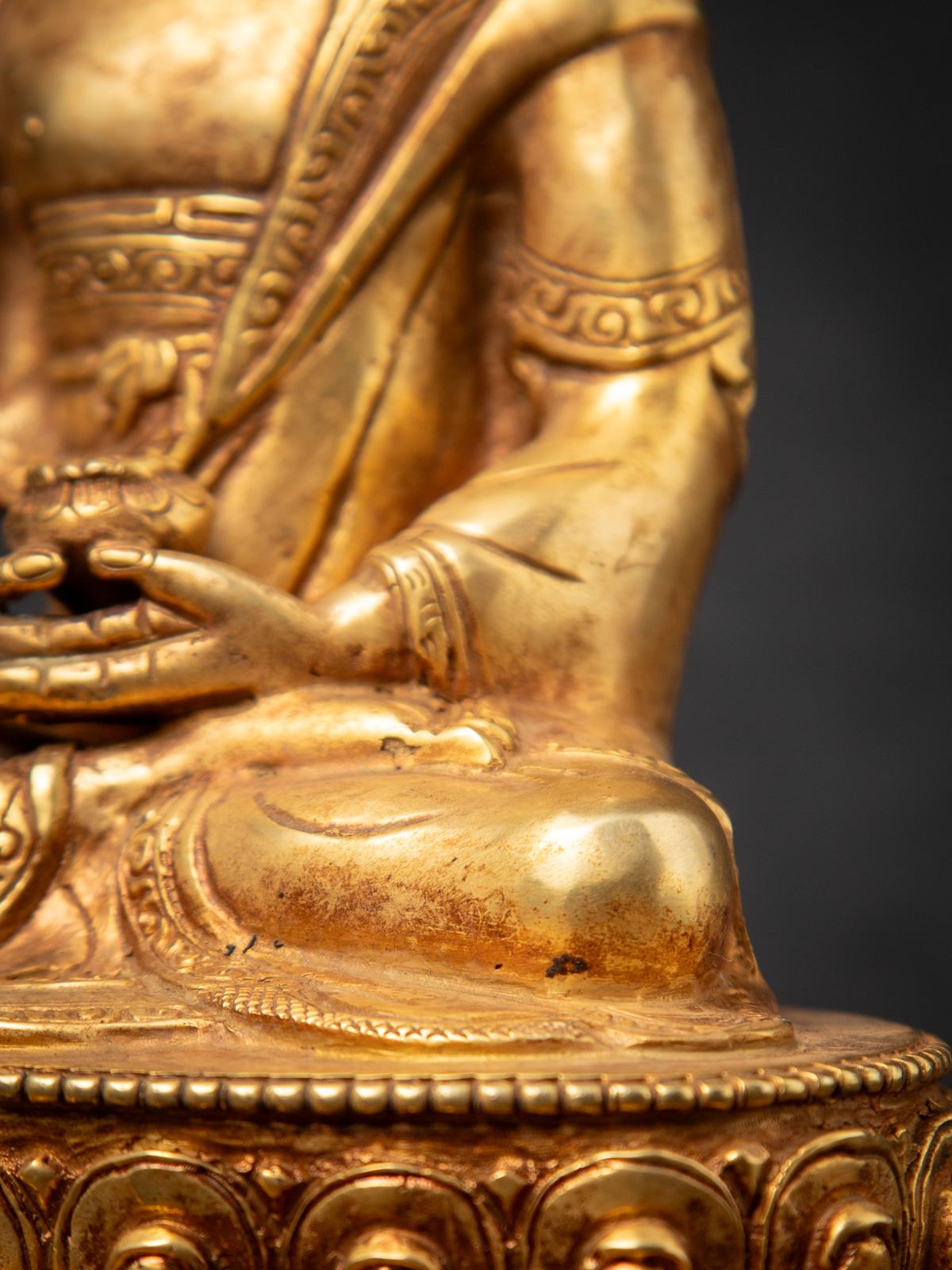 Middle 20th century Old bronze Nepali Buddha statue in Dhyana mudra 12