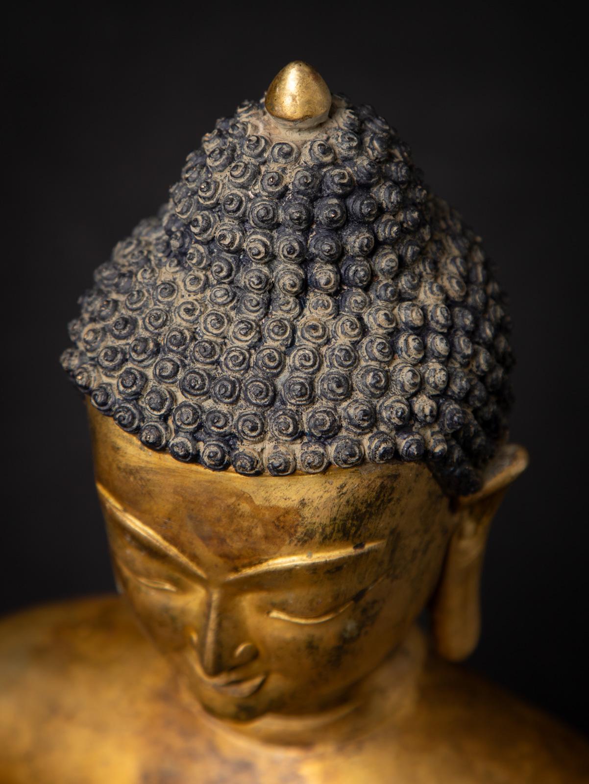 Statue de Bouddha népalais en bronze du milieu du 20e siècle - OriginalBuddhas en vente 4