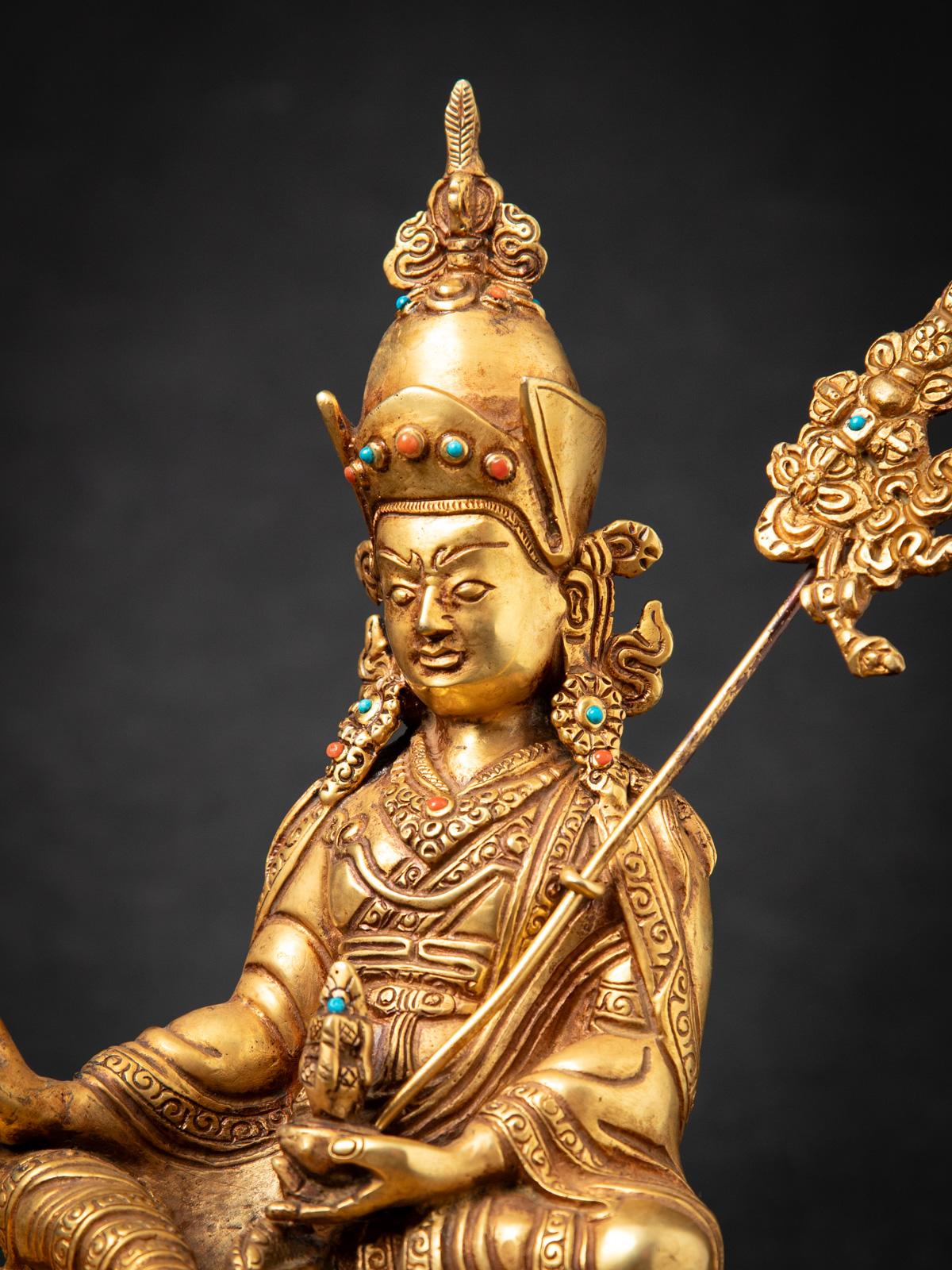 Statue de Bouddha népalais en bronze du milieu du 20e siècle - OriginalBuddhas en vente 5