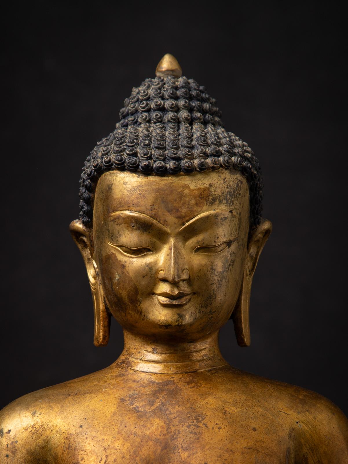 Statue de Bouddha népalais en bronze du milieu du 20e siècle - OriginalBuddhas en vente 8