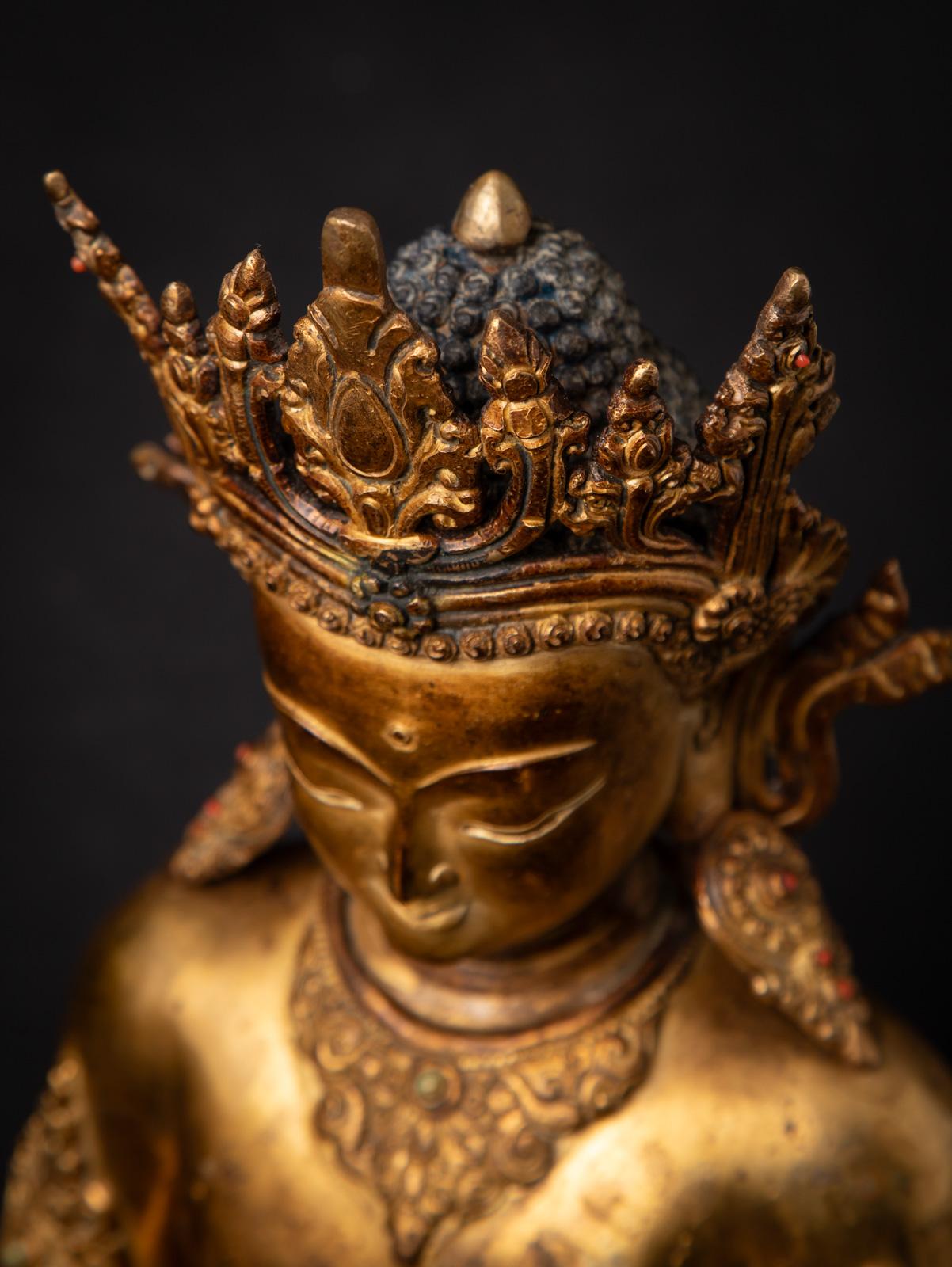 Statua di Buddha nepalese in bronzo del XX secolo - OriginalBuddhas in vendita 9