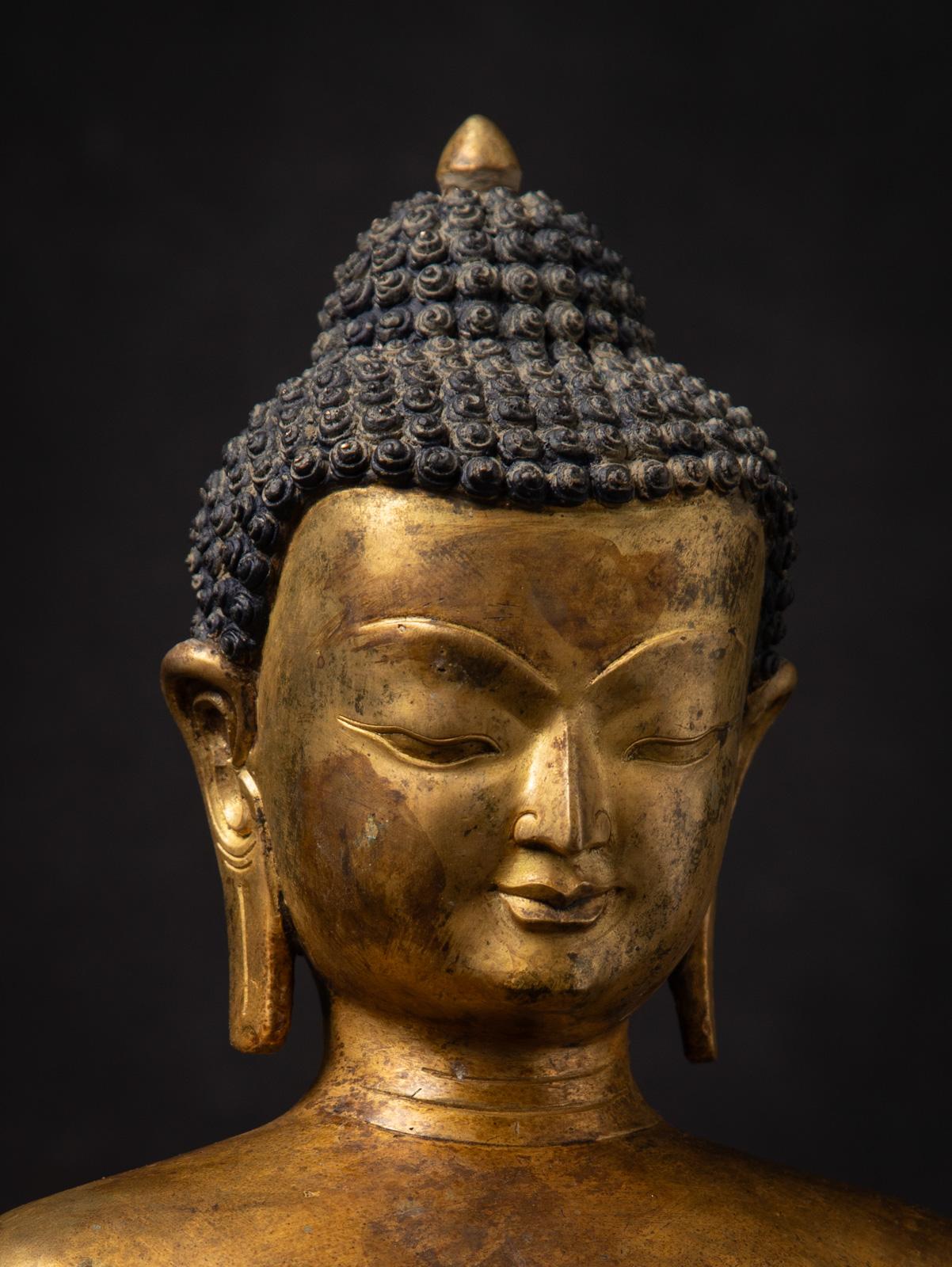 Statue de Bouddha népalais en bronze du milieu du 20e siècle - OriginalBuddhas en vente 10