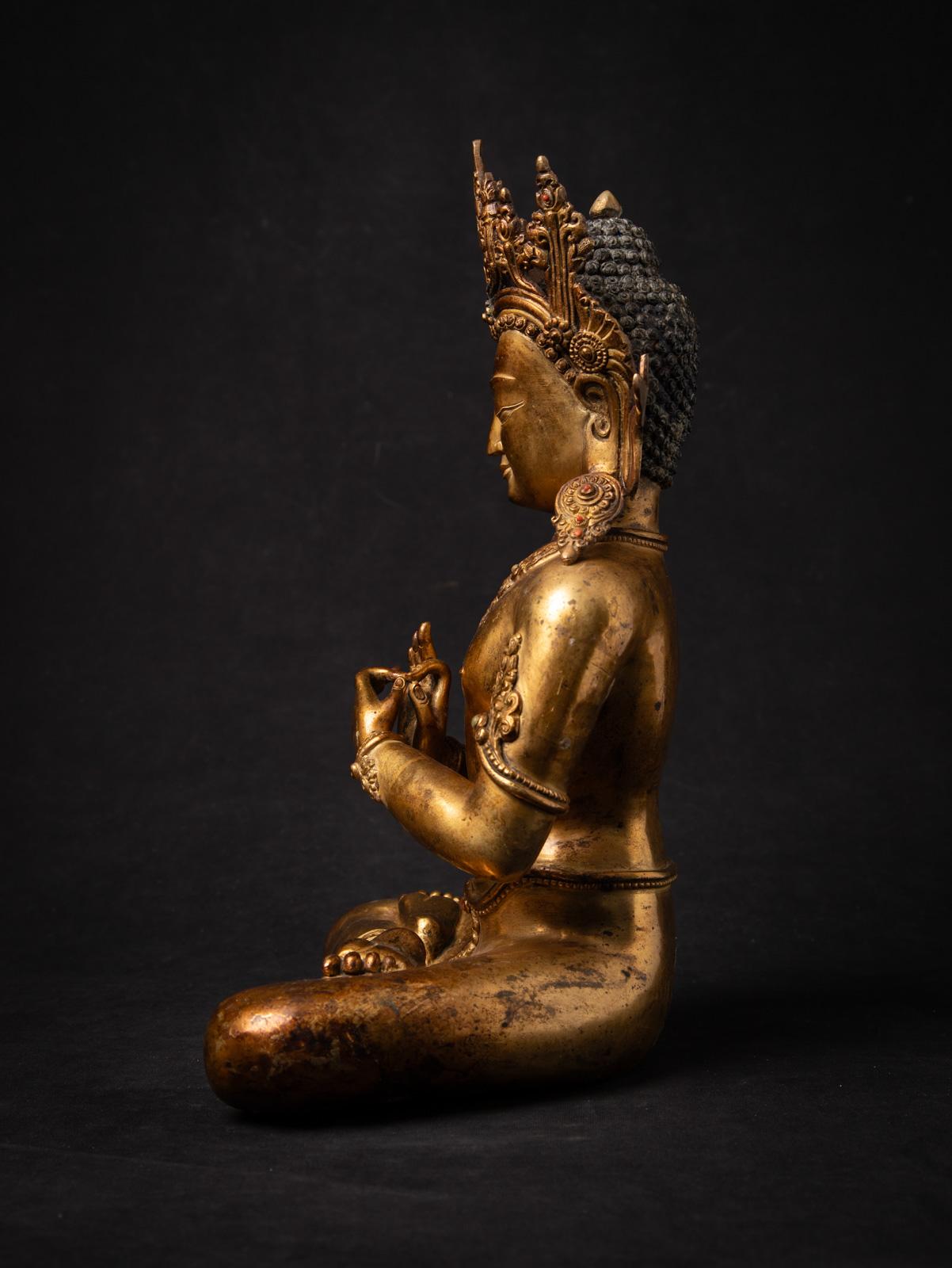 Nepalese Statua di Buddha nepalese in bronzo del XX secolo - OriginalBuddhas in vendita
