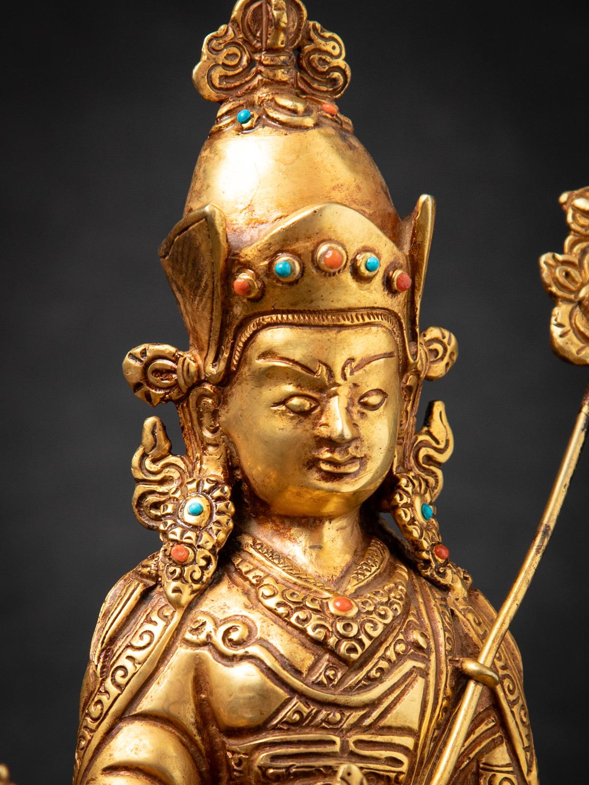 Statue de Bouddha népalais en bronze du milieu du 20e siècle - OriginalBuddhas en vente 2