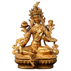 Statue de Tara verte népalaise en bronze ancien du milieu du 20e siècle - dorée à l'or fin 24 krt