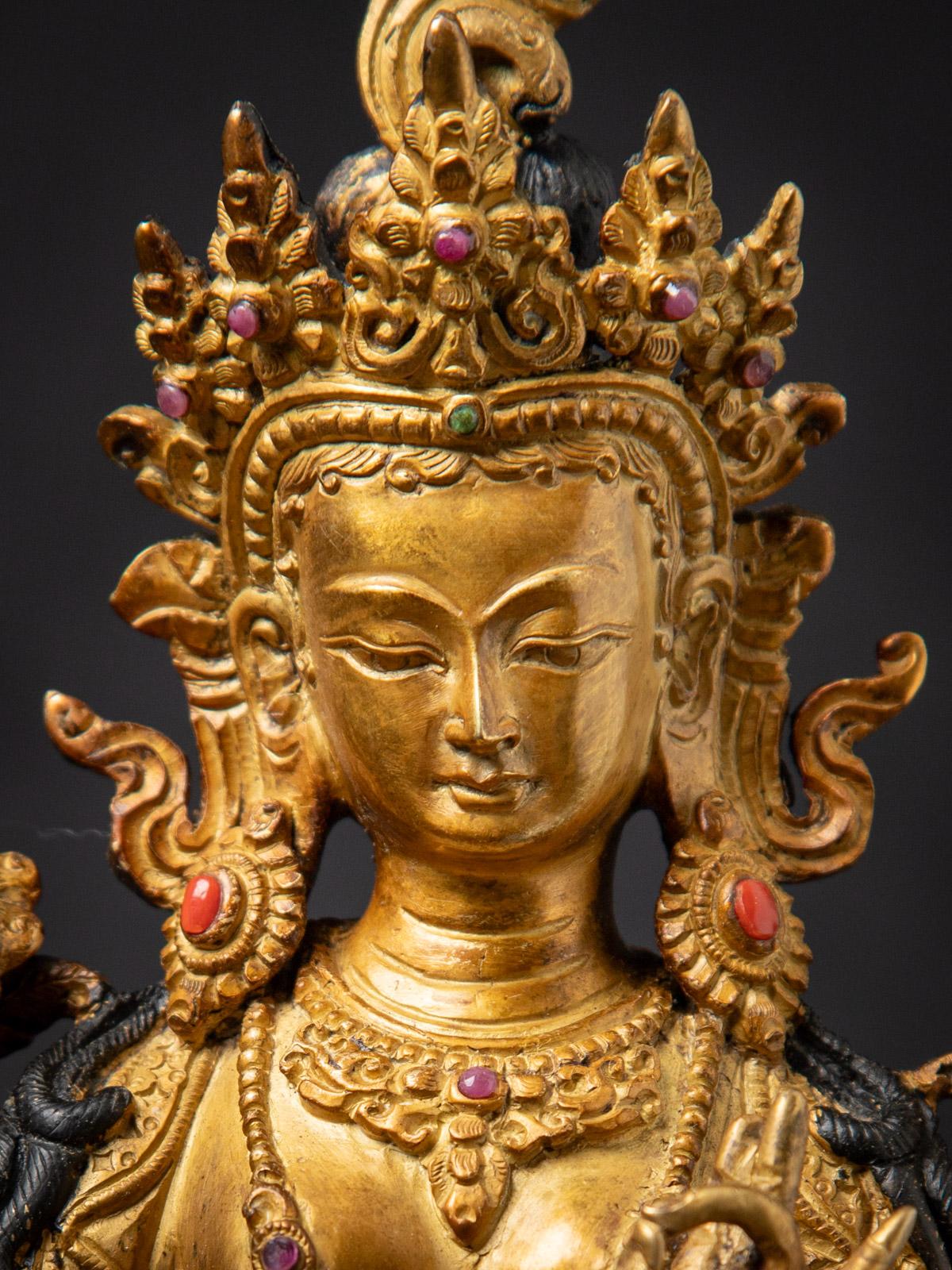 20ième siècle Milieu du XXe siècle Statue de Tara verte népalaise en bronze ancien du Népal en vente