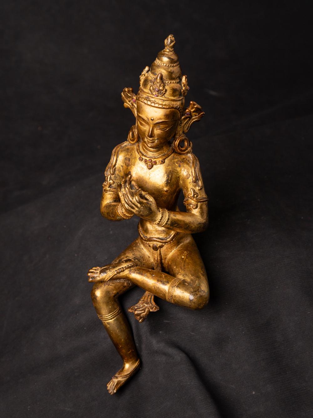 Statue en bronze de Tara verte népalaise du milieu du 20e siècle en Vitarka Mudra 4