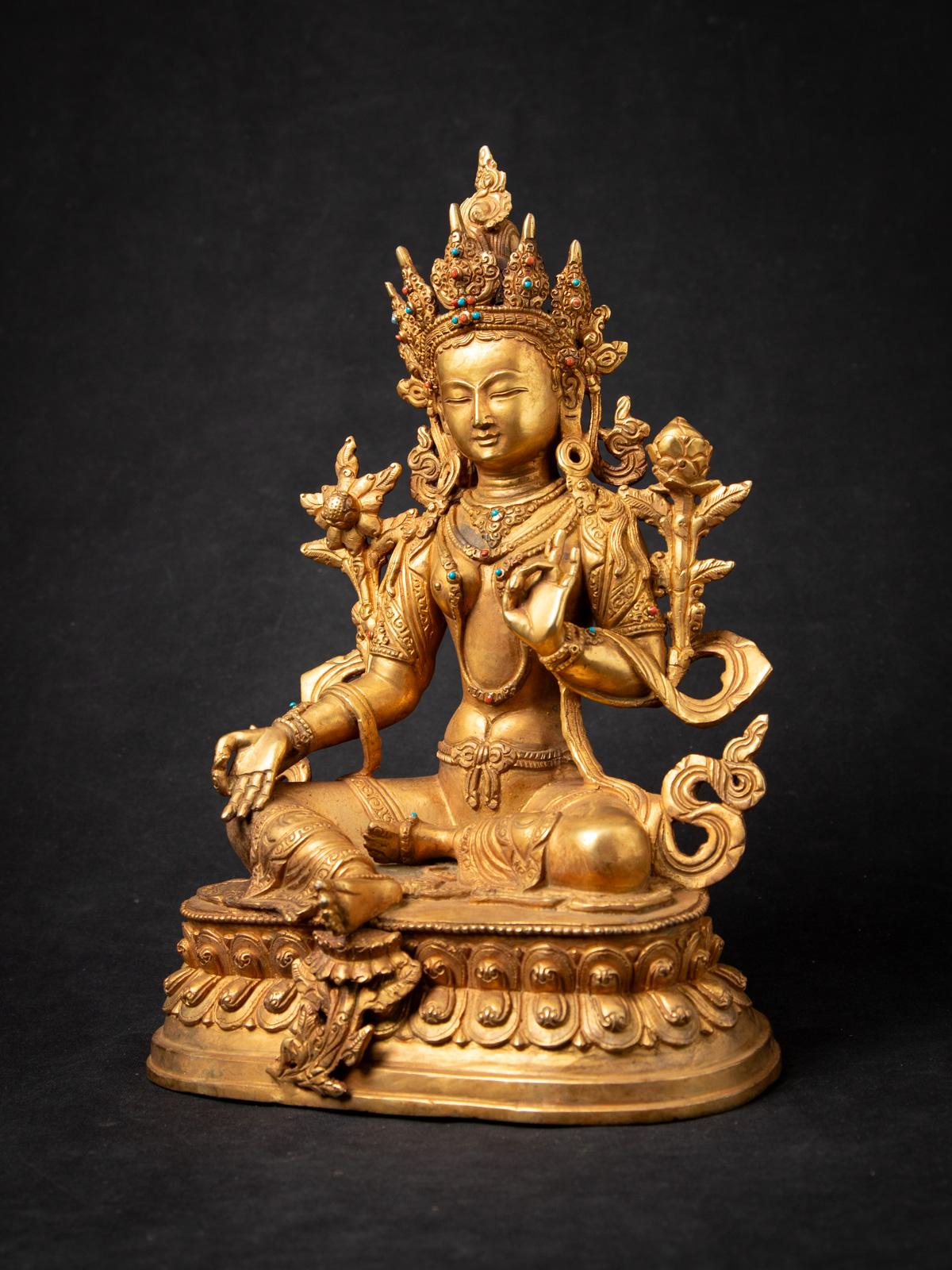 Old bronze Nepali Green Tara statue
Material : bronze
32,9 cm high
23,4 cm wide and 16,8 cm deep
Fire gilded with 24 krt. gold
Vitarka mudra
Middle 20th century
Weight: 3,98 kgs
Originating from Nepal
Nr: 3841-10
