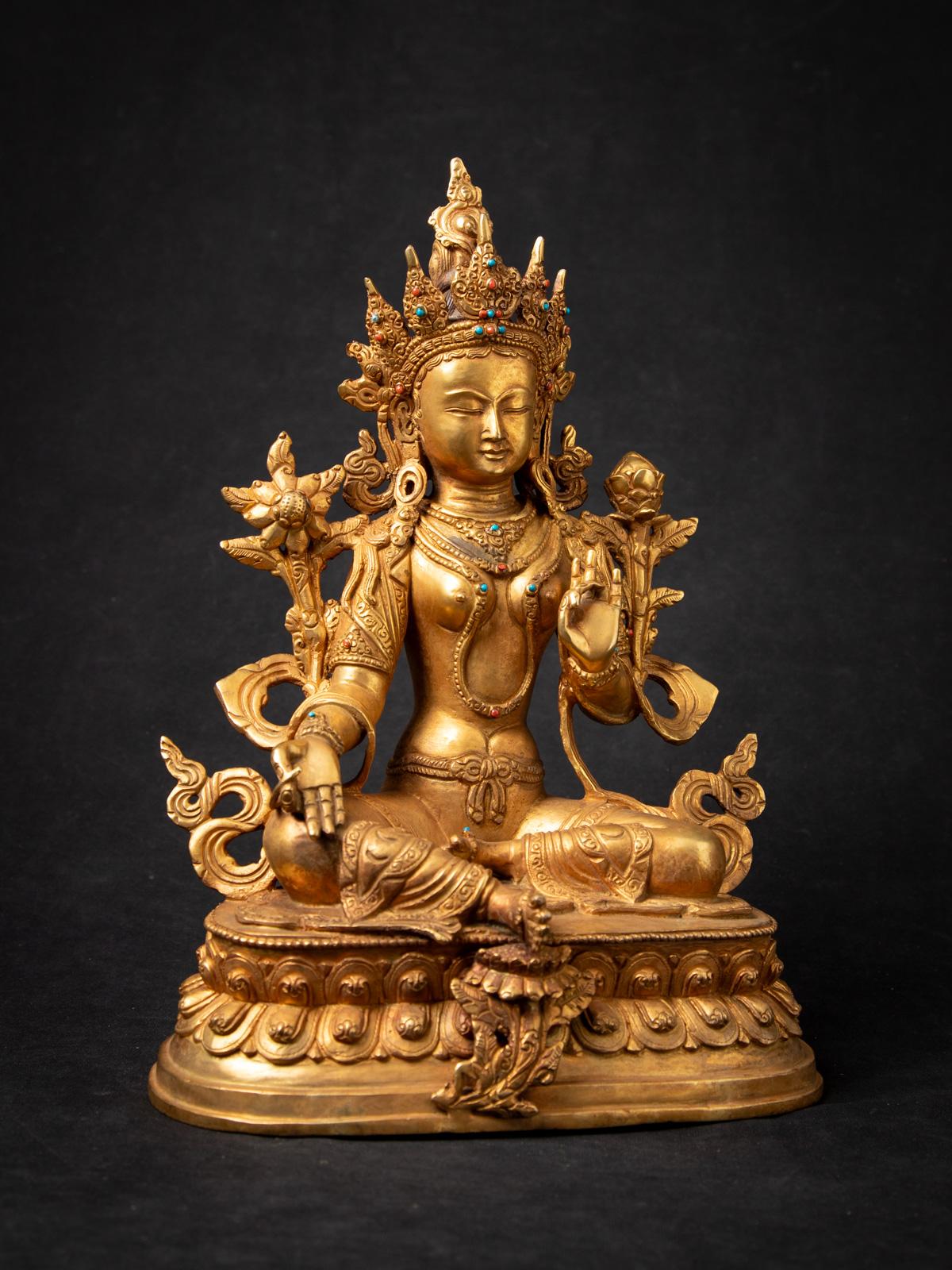 statue Tara verte népalaise Vitarka mudra du milieu du 20e siècle Bon état à DEVENTER, NL