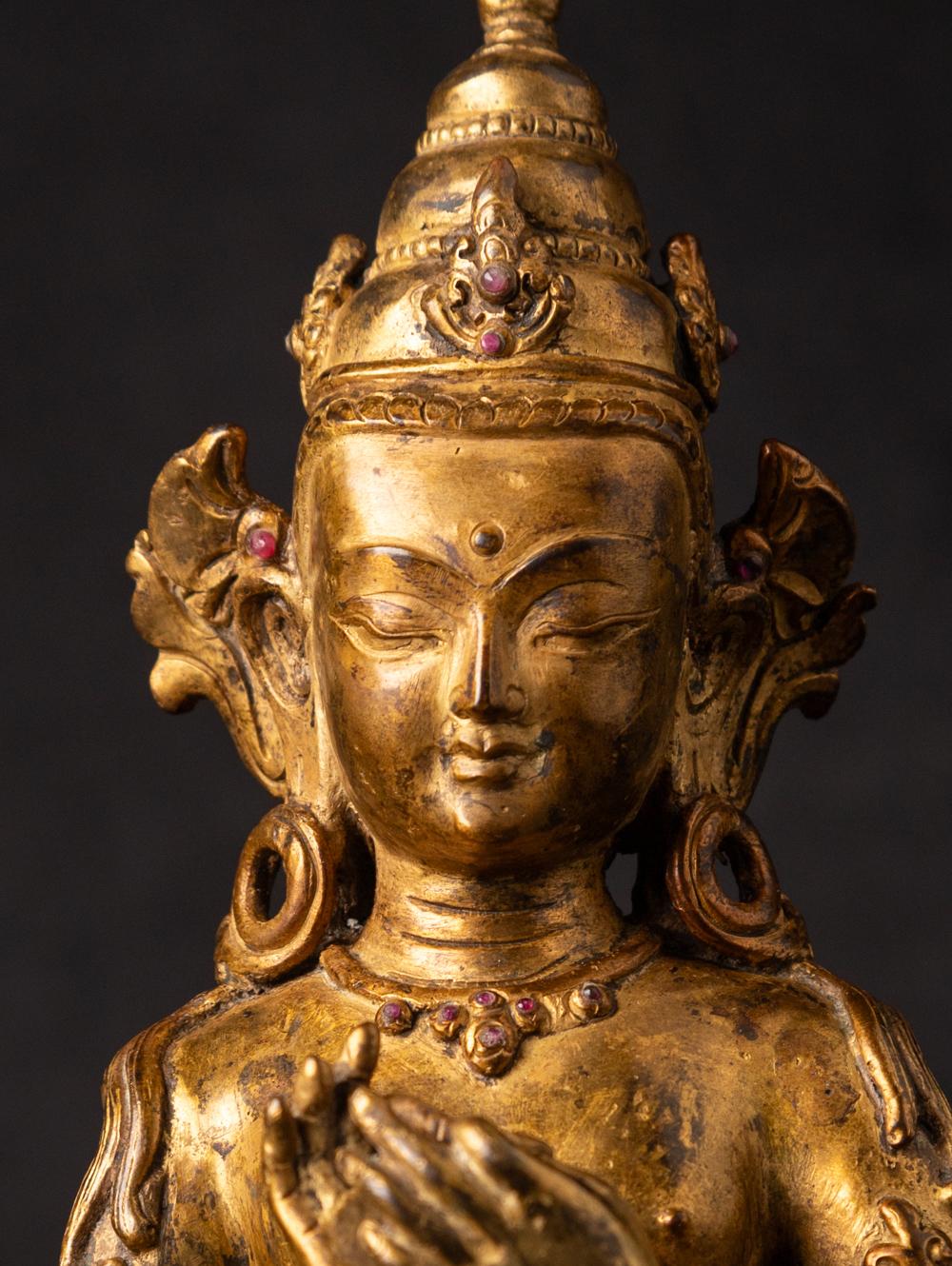 Statue en bronze de Tara verte népalaise du milieu du 20e siècle en Vitarka Mudra 1