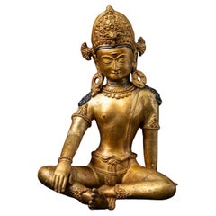 Mediados del siglo XX Antigua estatua nepalí de bronce de Indra procedente de Nepal