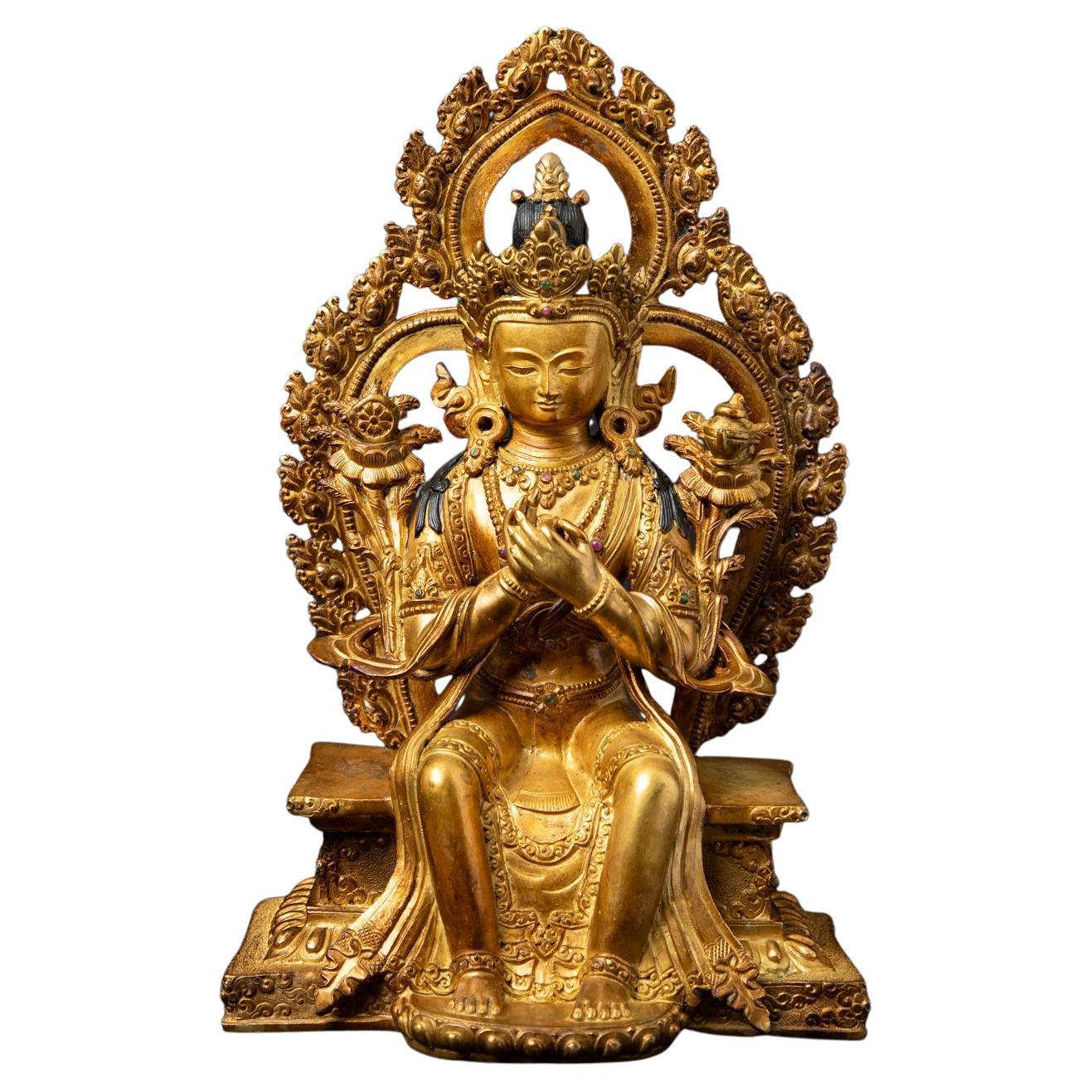 Mediados del siglo XX Antigua estatua nepalí de bronce de Buda Maitreya procedente de Nepal en venta