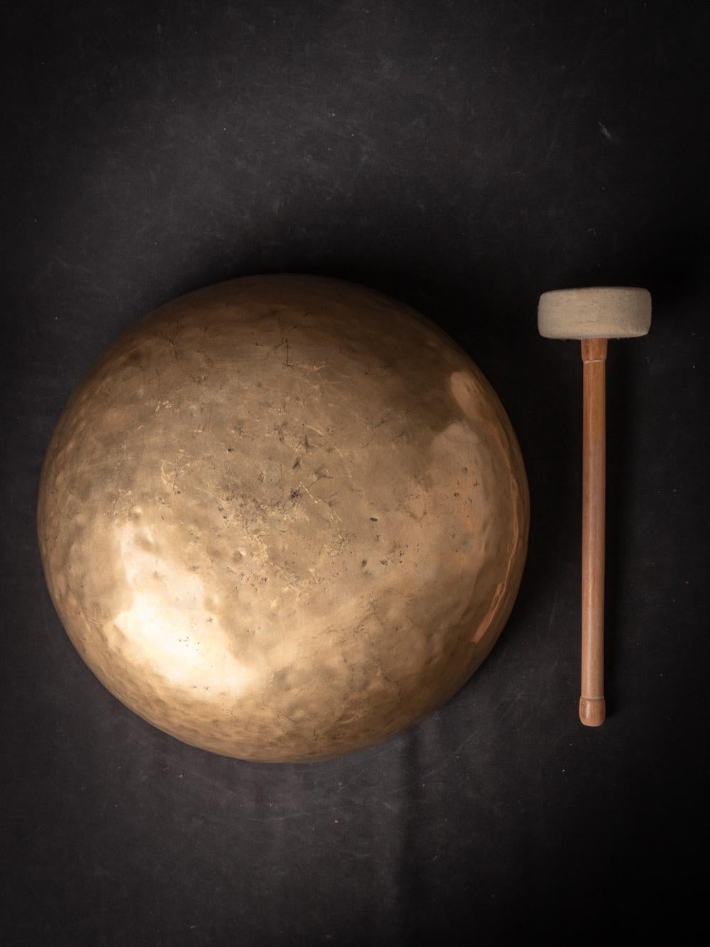 Middle 20th century Old bronze Nepali Singing bowl from Nepal - OriginalBuddhas 5
