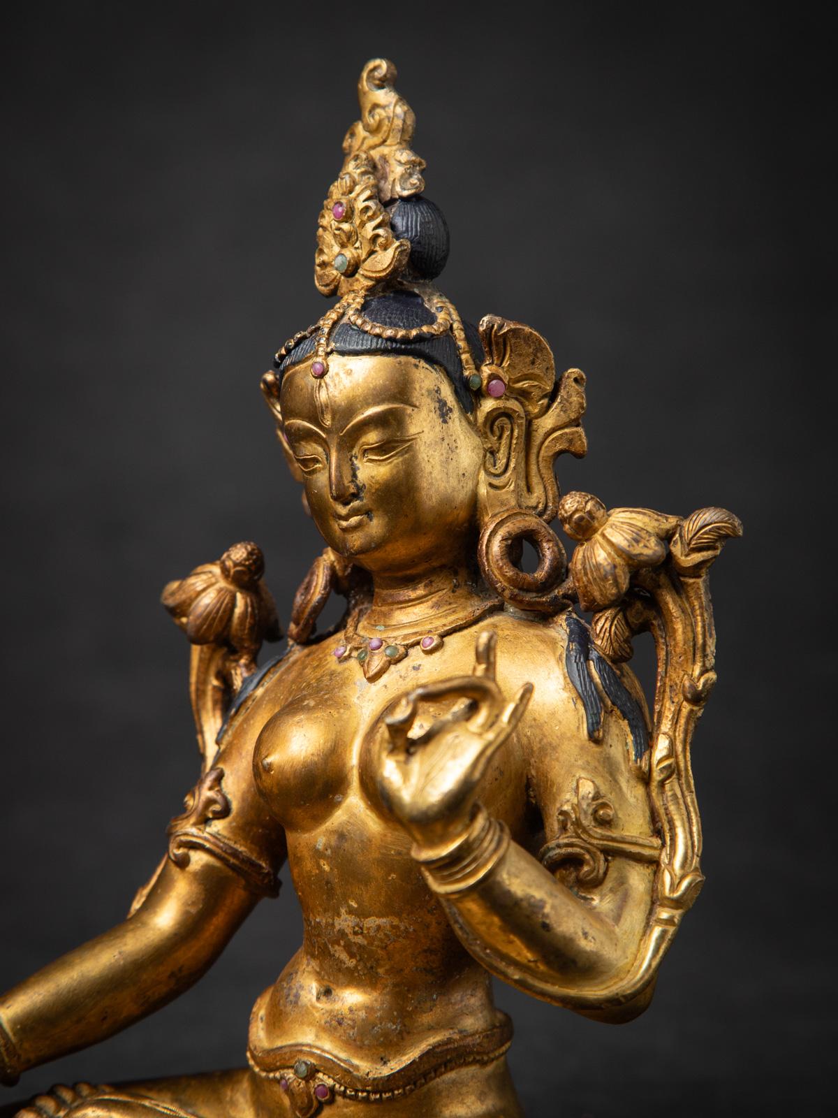 Old Bronze Nepali White Tara-Statue aus Nepal aus dem Mittleren 20. Jahrhundert 7