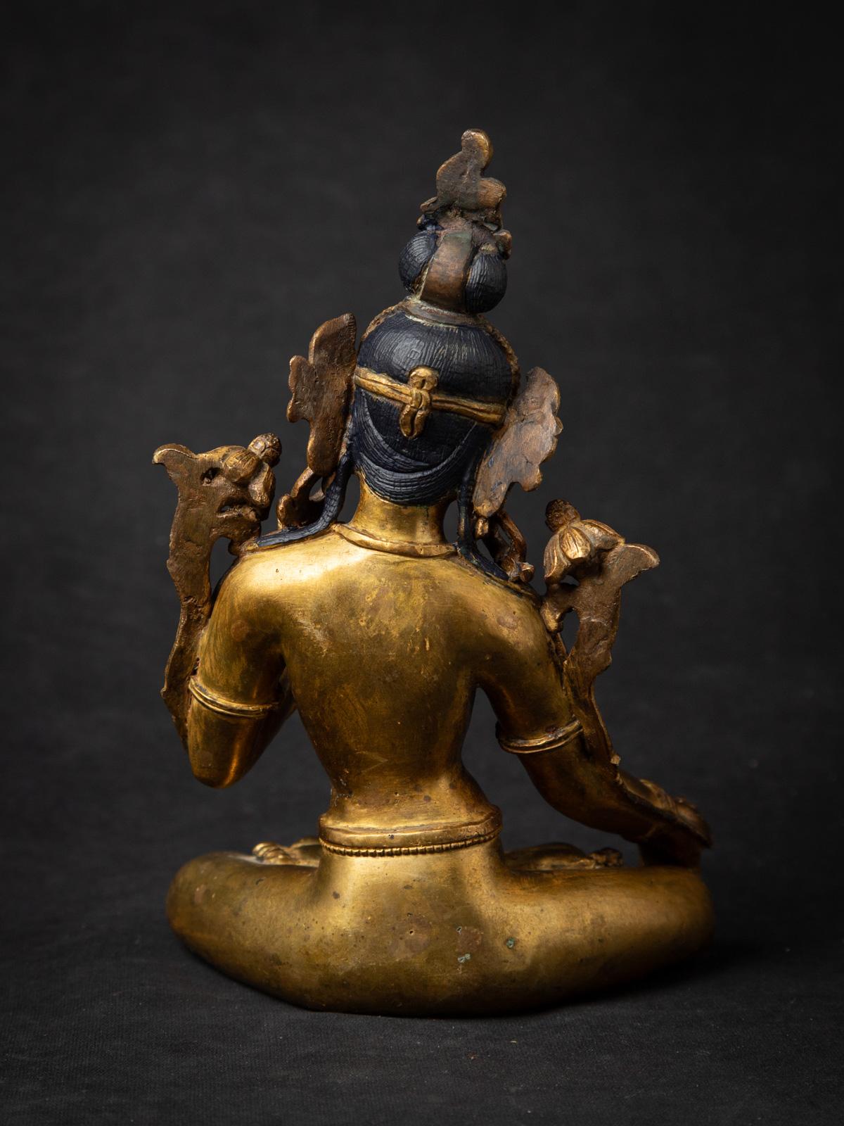 Old Bronze Nepali White Tara-Statue aus Nepal aus dem Mittleren 20. Jahrhundert im Zustand „Gut“ in DEVENTER, NL