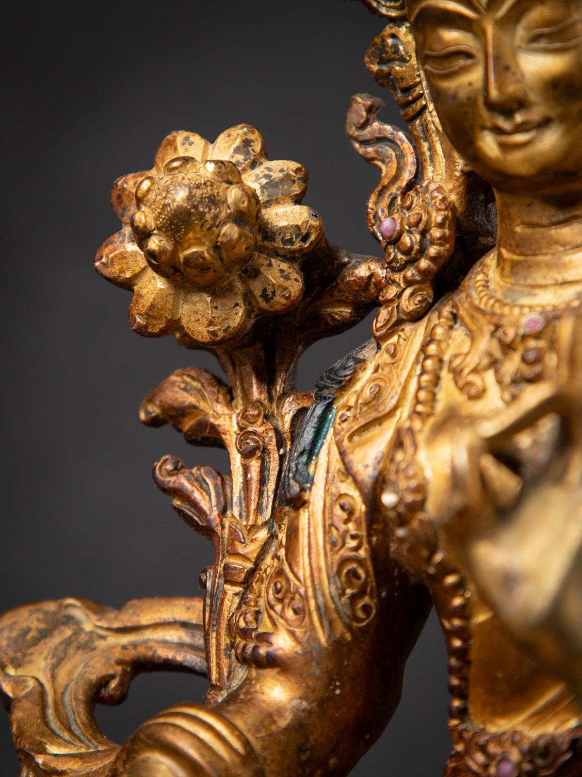Middle 20th century Old bronze Nepali White Tara statue in Varada mudra For Sale 9