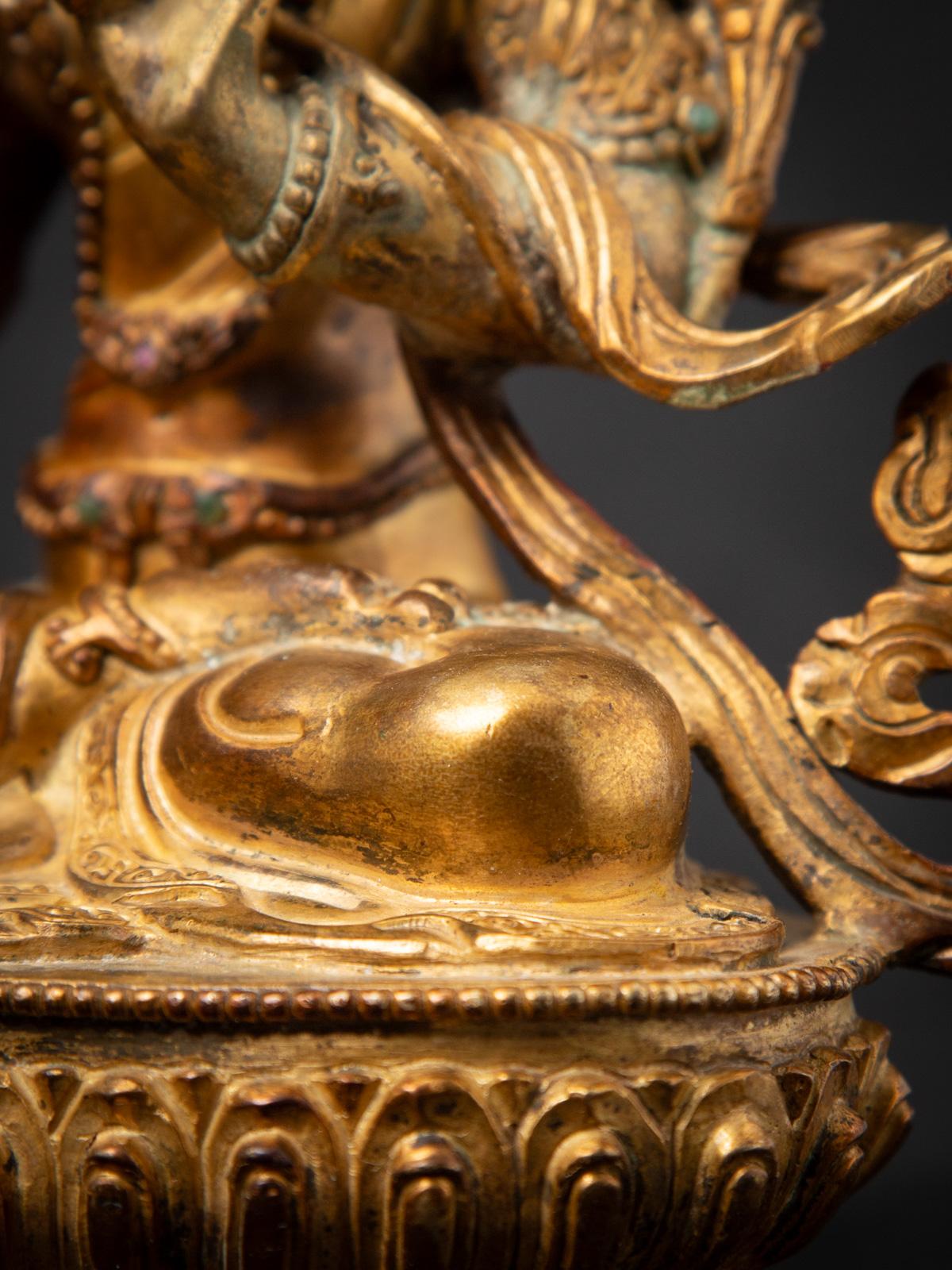 Middle 20th century Old bronze Nepali White Tara statue in Varada mudra For Sale 12