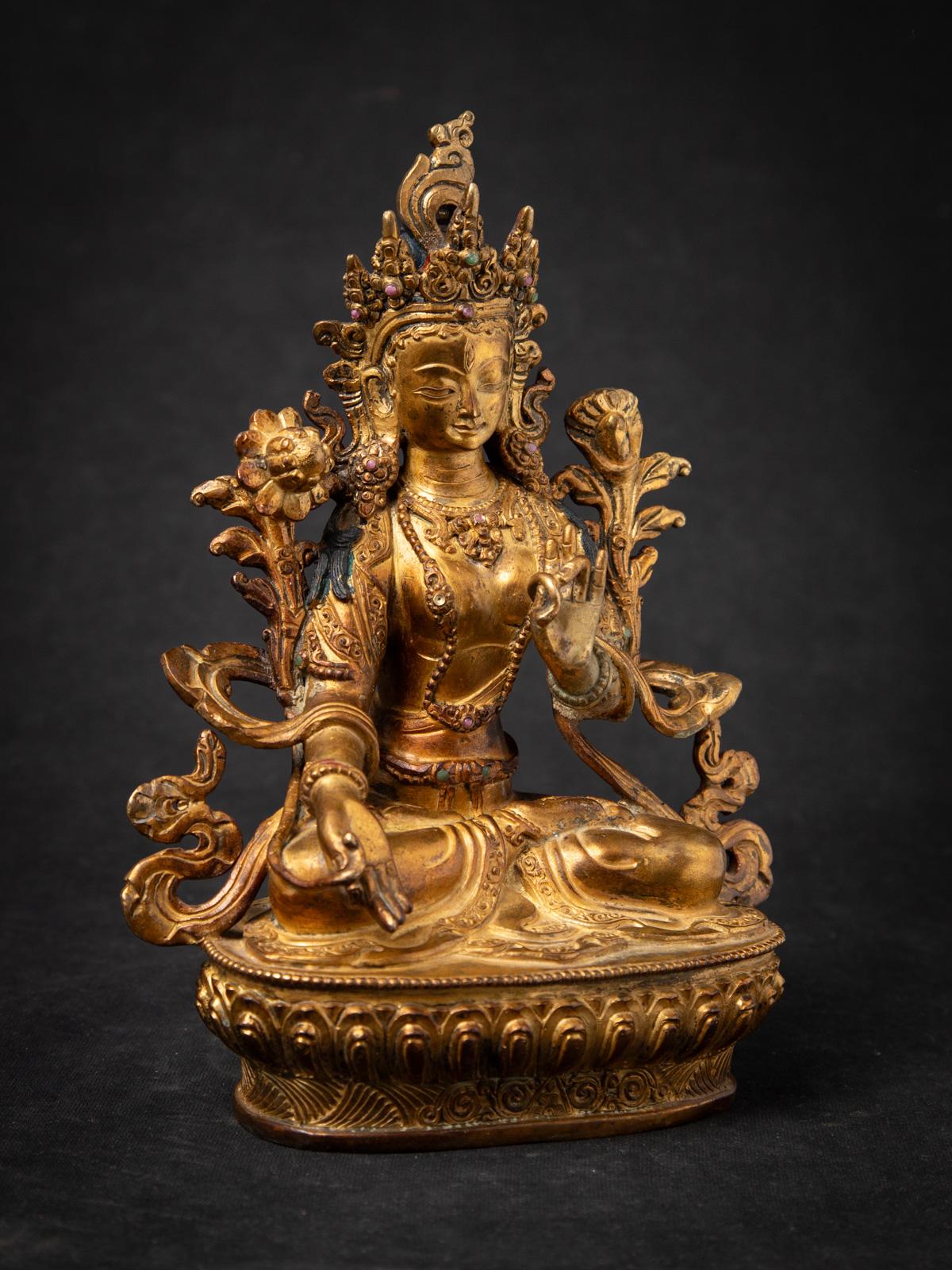 Bronze Middle 20th century Old bronze Nepali White Tara statue in Varada mudra For Sale