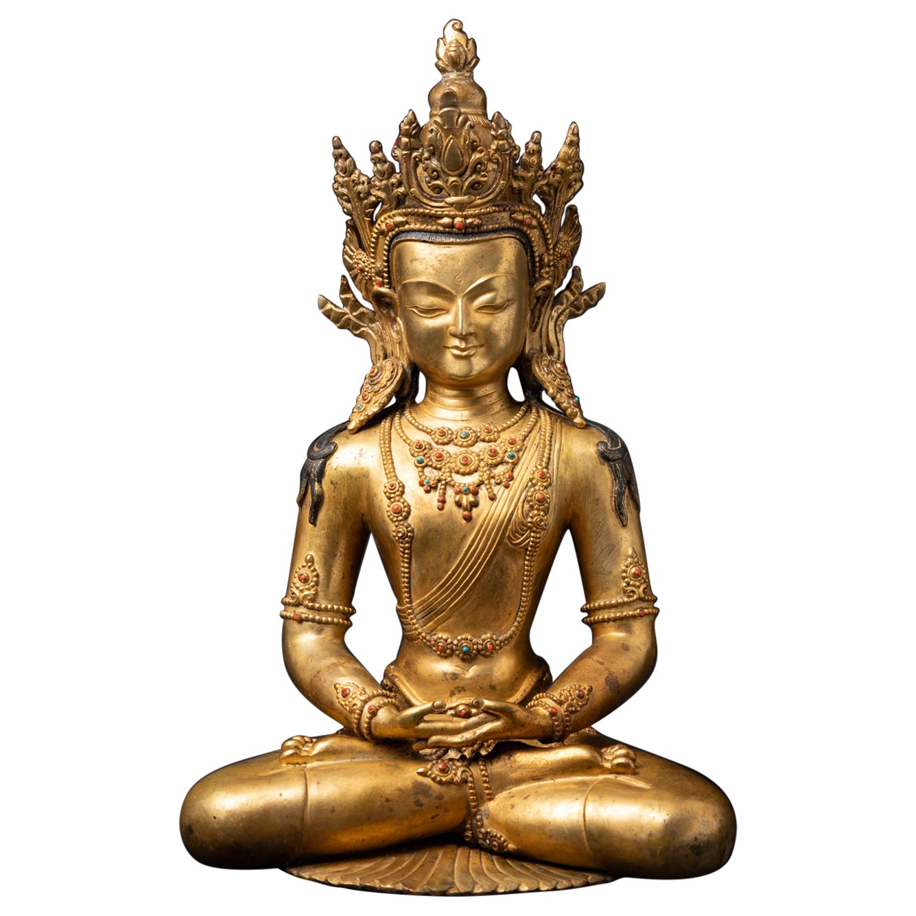 Middle 20th century Old high quality bronze Nepali Buddha statue from Nepal
