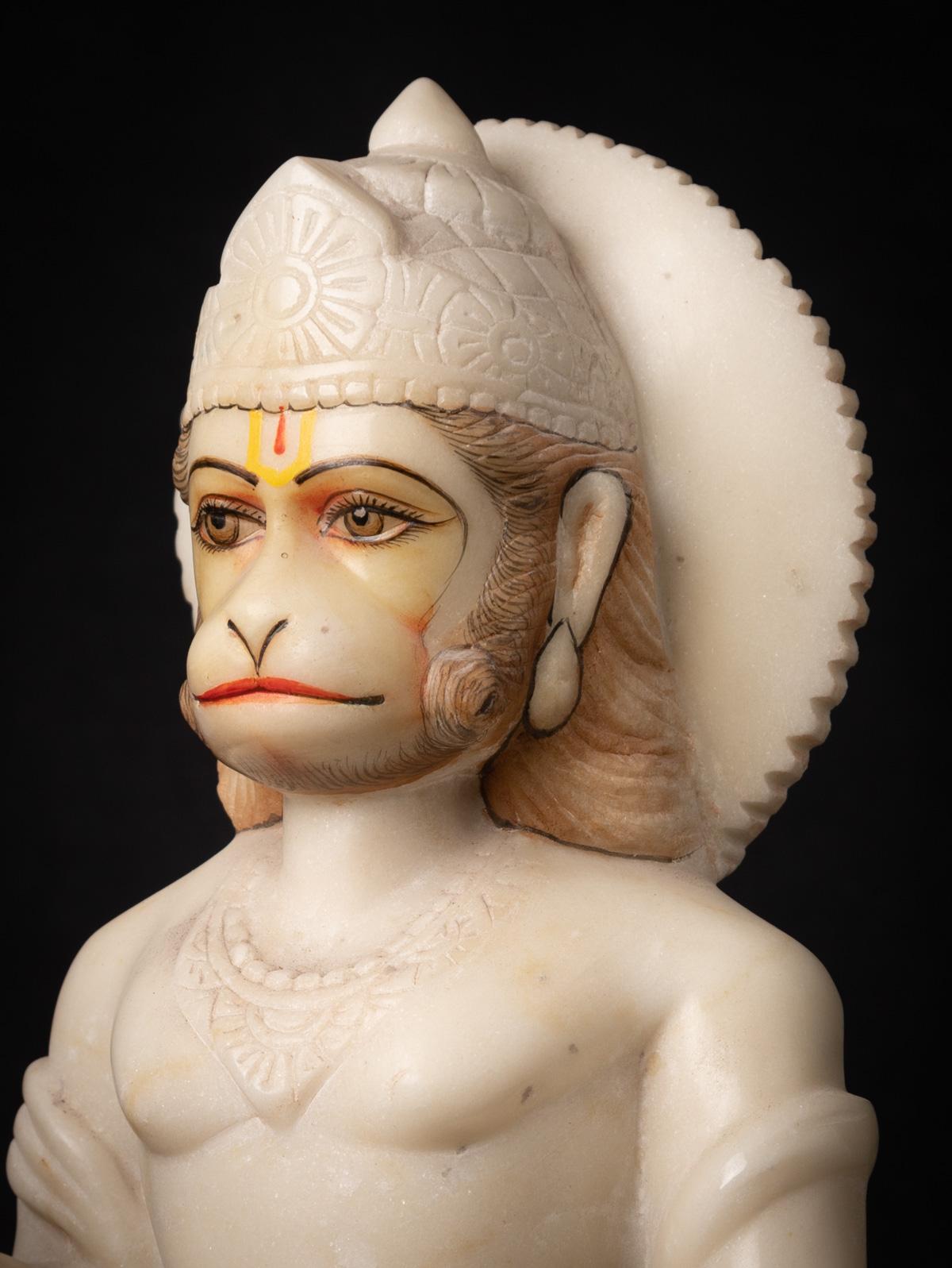 Statue d'Hanuman en marbre de l'Inde ancienne du milieu du 20e siècle - Bouddhas originaux en vente 1