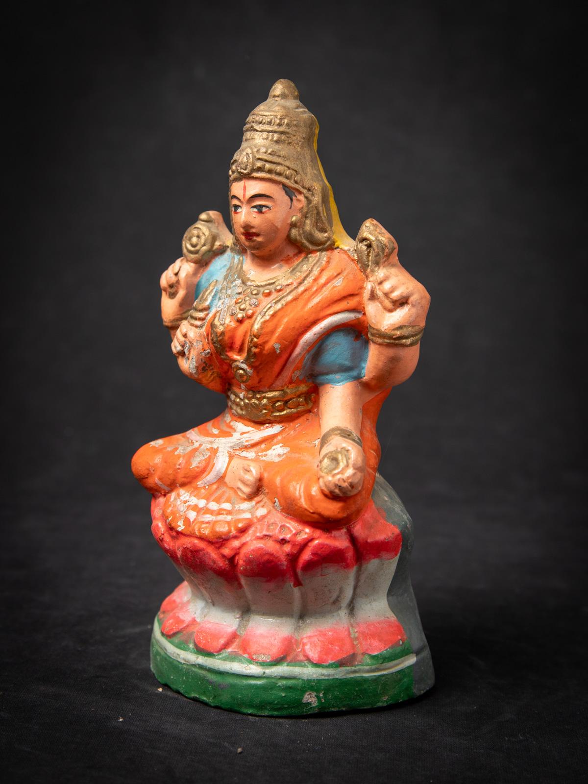 Poteries Milieu du 20e siècle Poterie indienne ancienne Statue de Lakshmi de l'Inde en vente