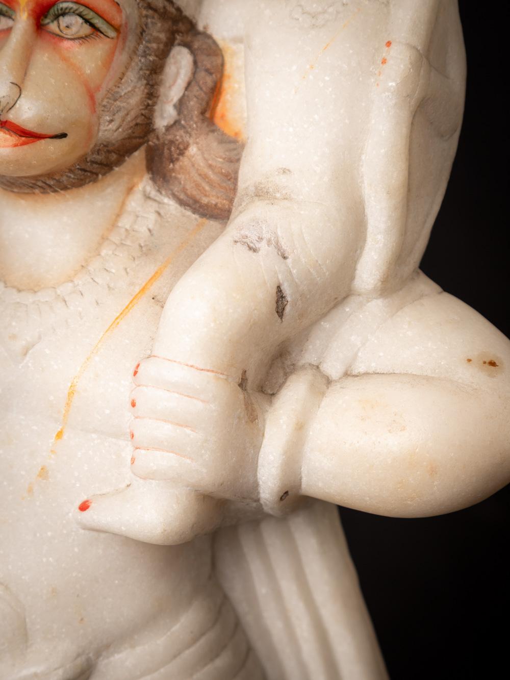 Statue d'Hanuman en marbre de l'Inde du milieu du 20e siècle - Bouddhas originaux en vente 13
