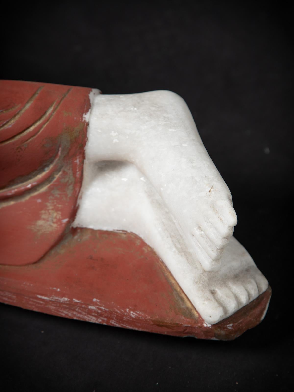 Middle 20th century Old marble reclining Buddha statue from Burma For Sale 2