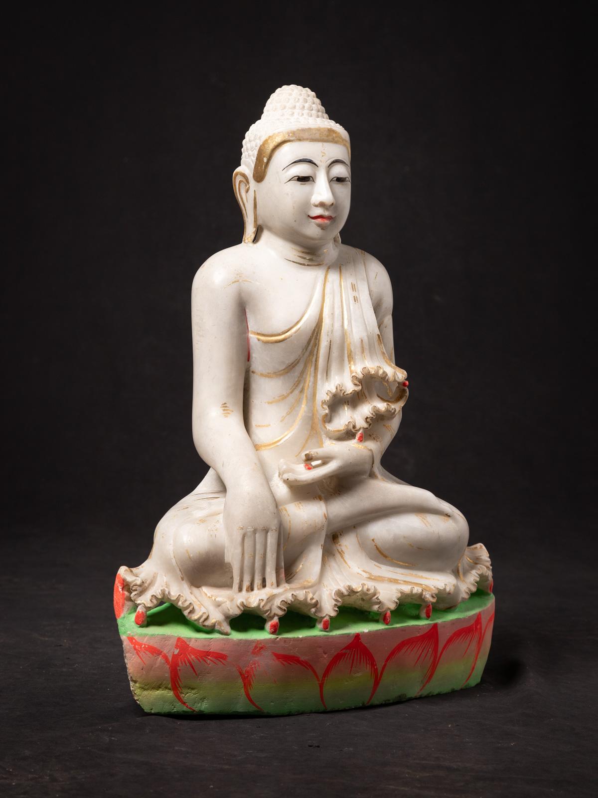 Antica statua di Buddha birmano in marmo della Birmania, metà del 20° secolo in vendita 1