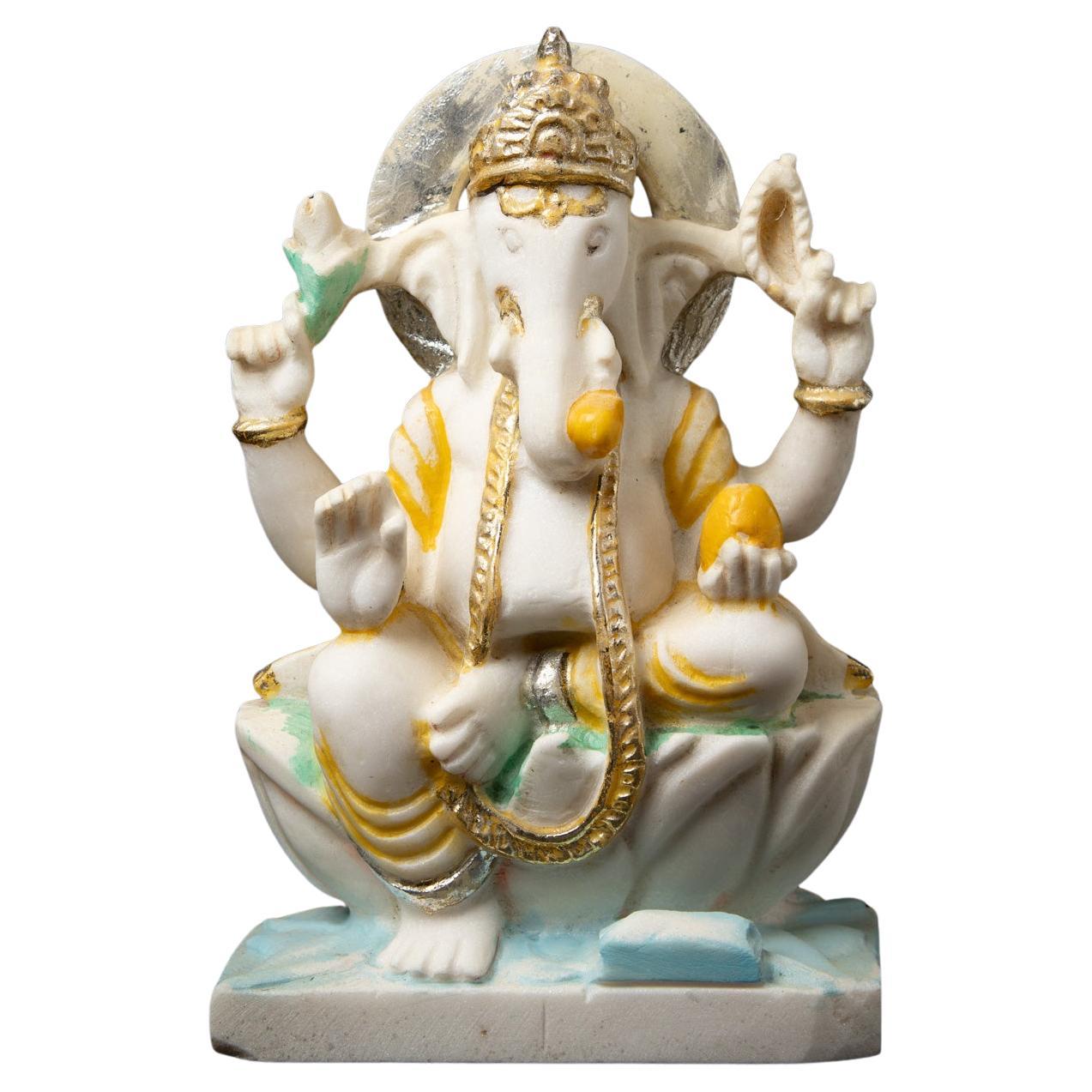Milieu du XXe siècle Statue de Ganesha en pierre marbrière ancienne - Bouddhas originaux