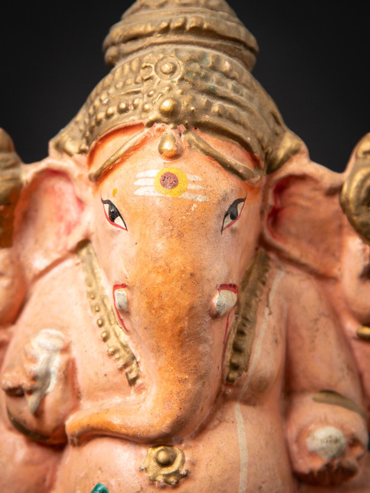 Milieu du 20e siècle Statue de Ganesha en poterie ancienne de l'Inde Bon état - En vente à DEVENTER, NL