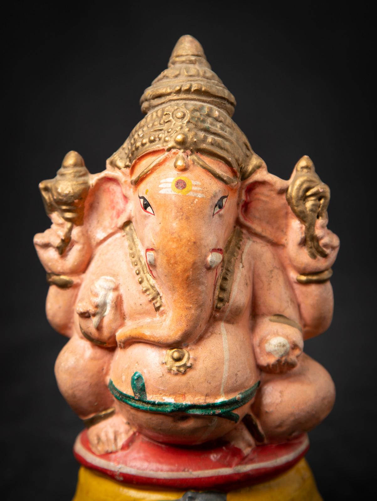 20ième siècle Milieu du 20e siècle Statue de Ganesha en poterie ancienne de l'Inde en vente