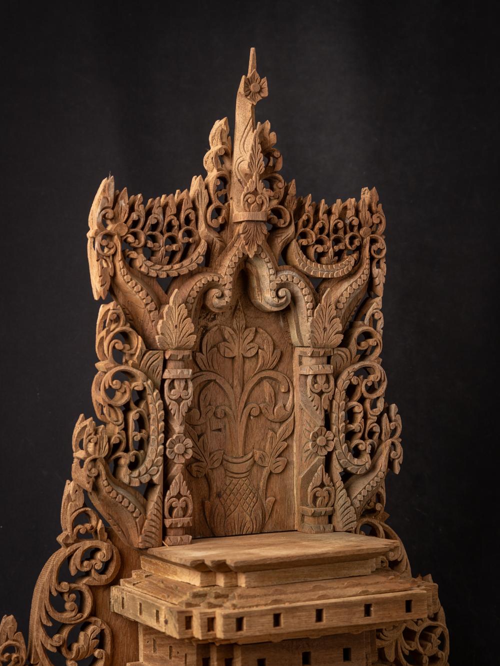 Wood Middle 20th century Old wooden Burmese Buddha Altar - Original Buddhas