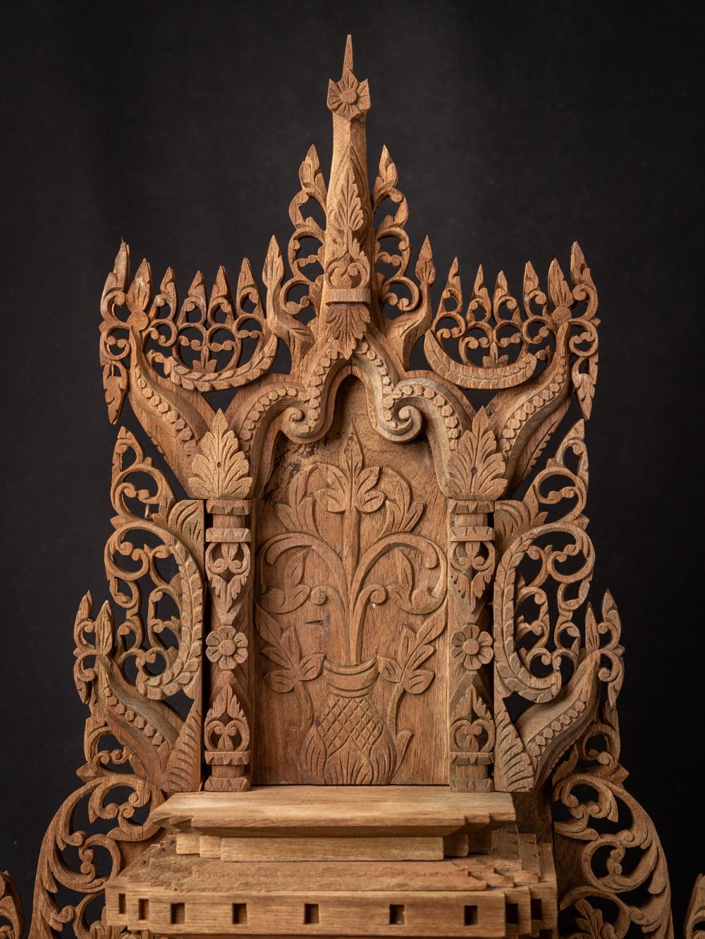 Middle 20th century Old wooden Burmese Buddha Altar - Original Buddhas 1