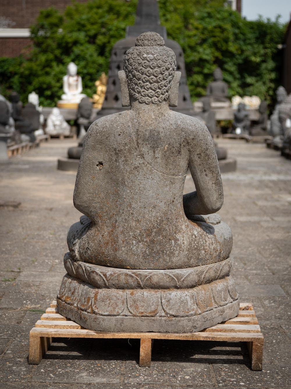 Middle 20th century oll lavastone Buddha statue in Dhyana Mudra from Indonesia In Good Condition In DEVENTER, NL