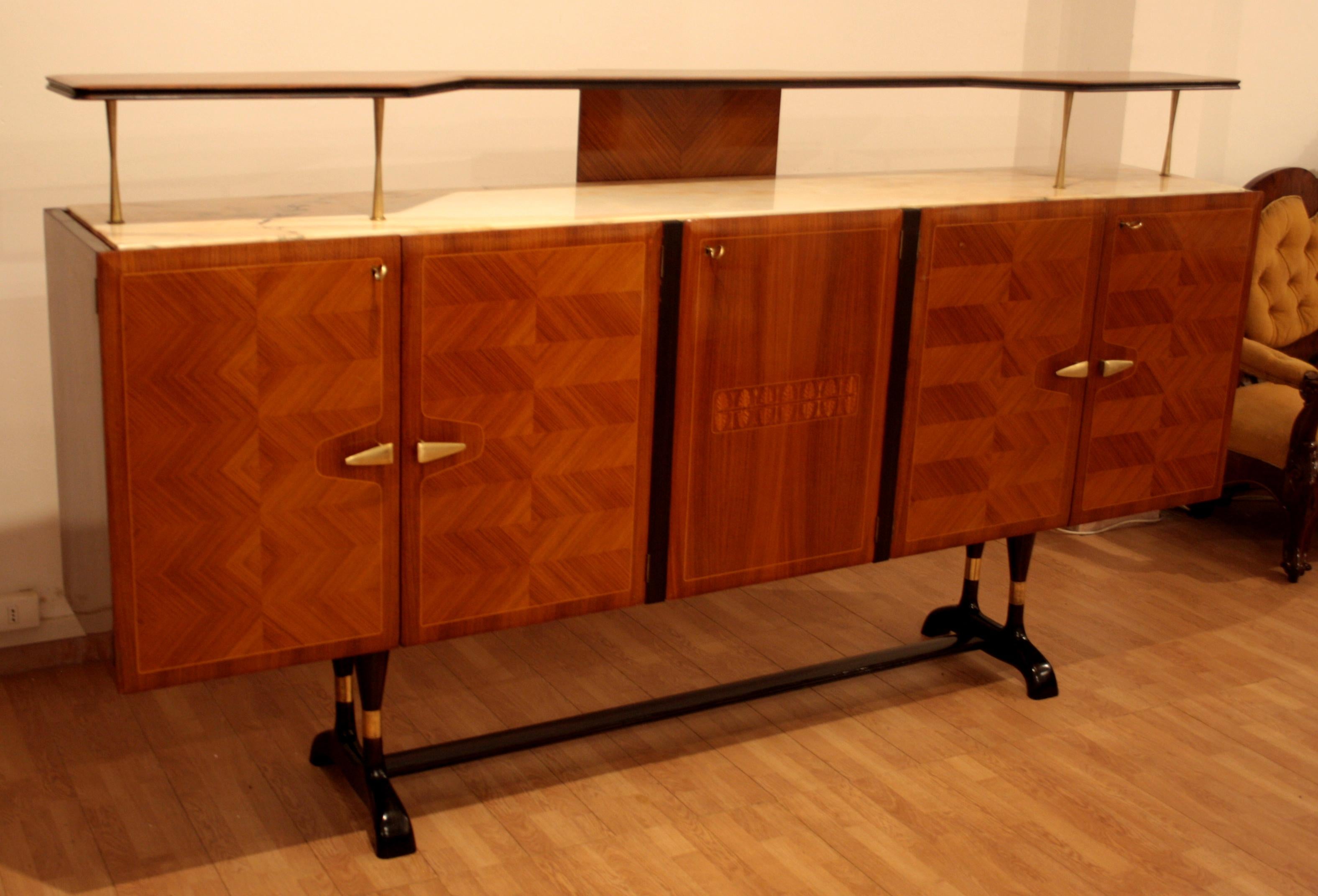 Middle 20th Century Sideboard by Vittorio Dassi for Cecchini Mid-Century Modern For Sale 10